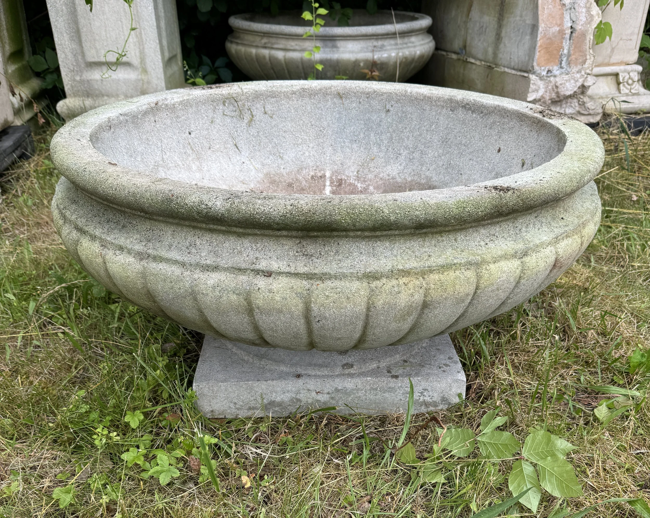 Low Cement Planter  D143