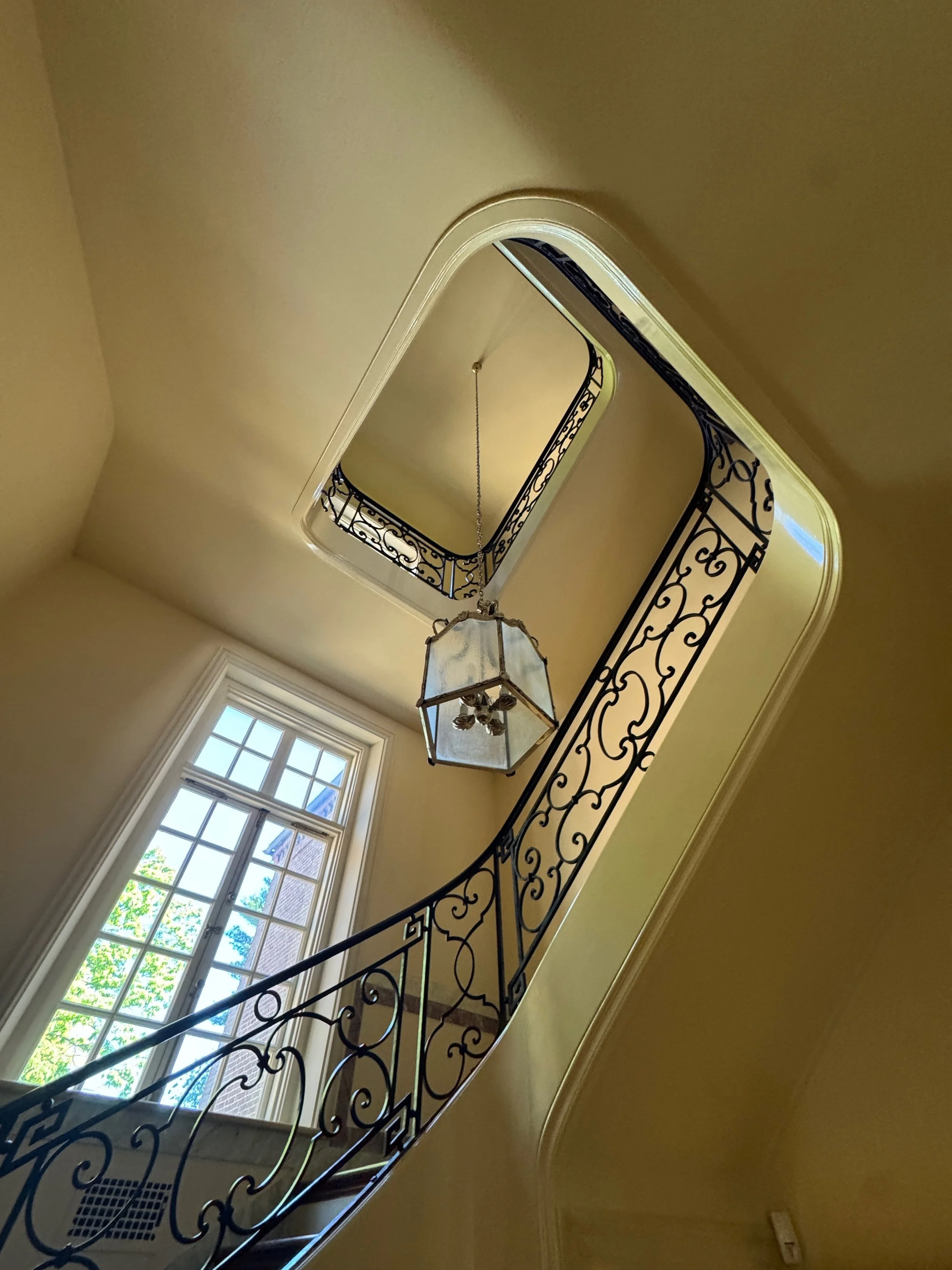 LIGHT HALL1 03B.jpg