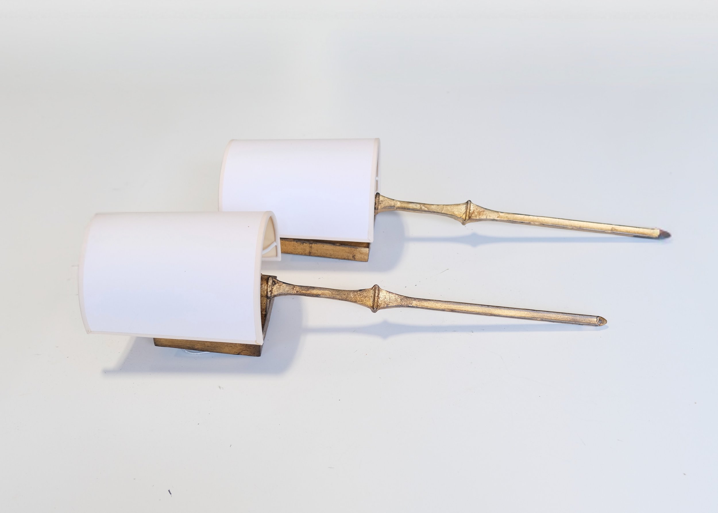 LIGHT 09-W184 - 2.jpg