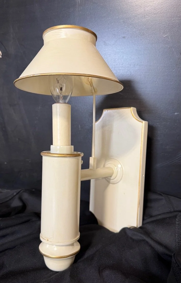 Vaughn Painted Sconce W125