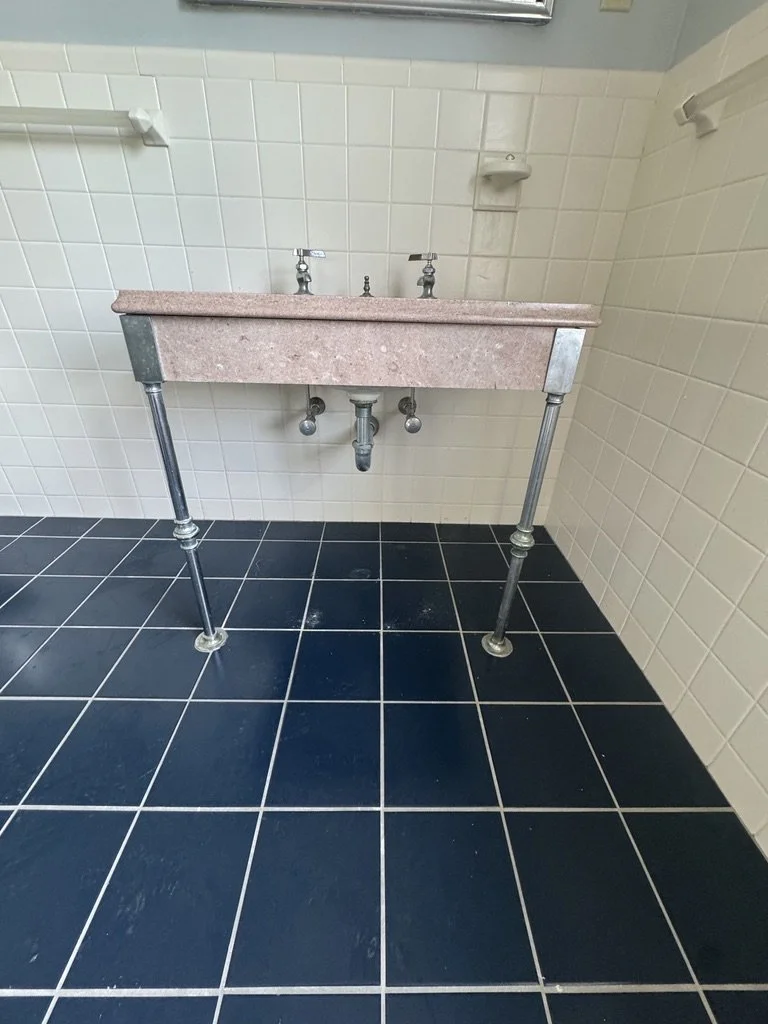 Antique Marble Stand M146 A