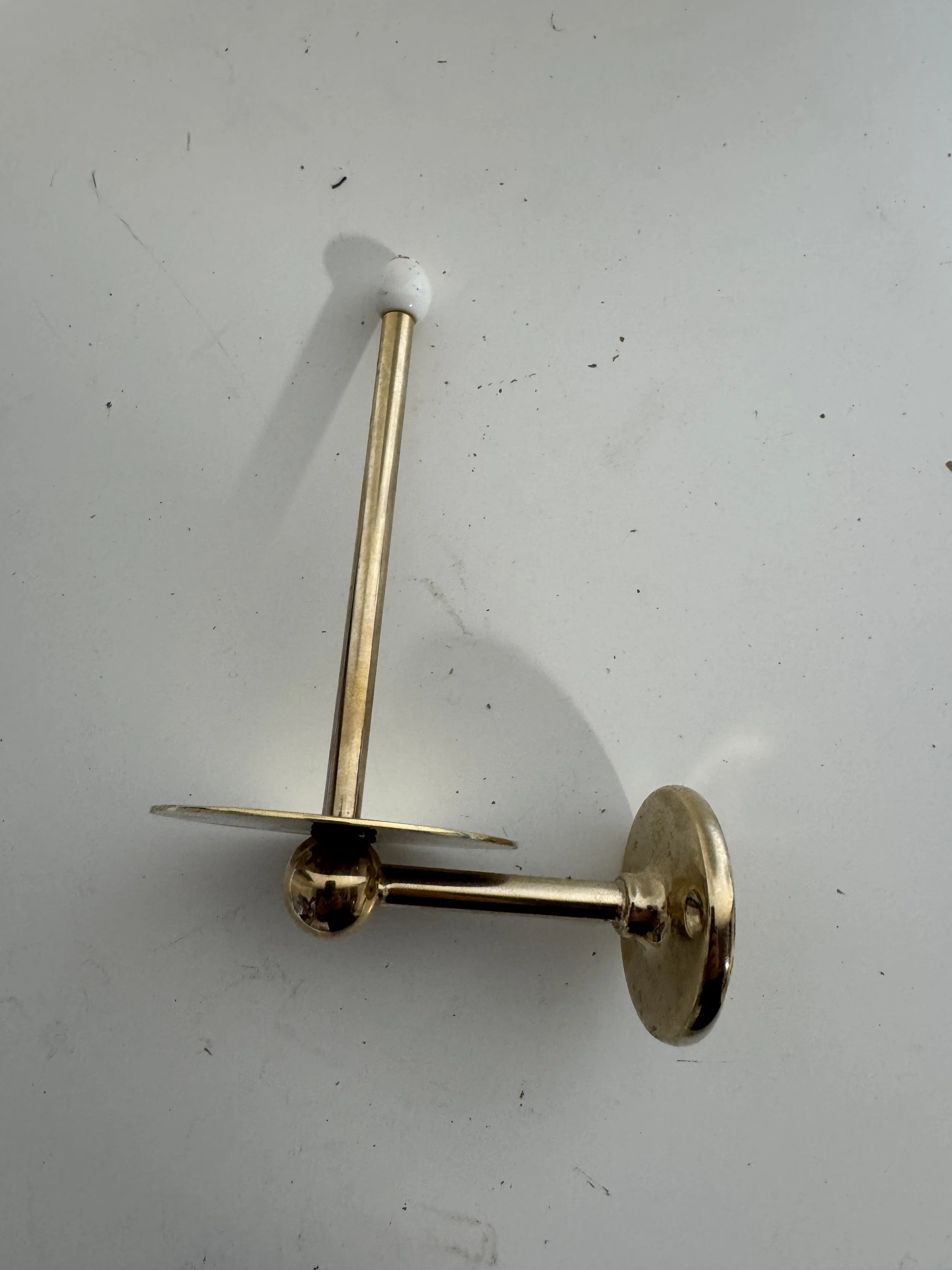 Polished Brass Toilet Paper Holder W552