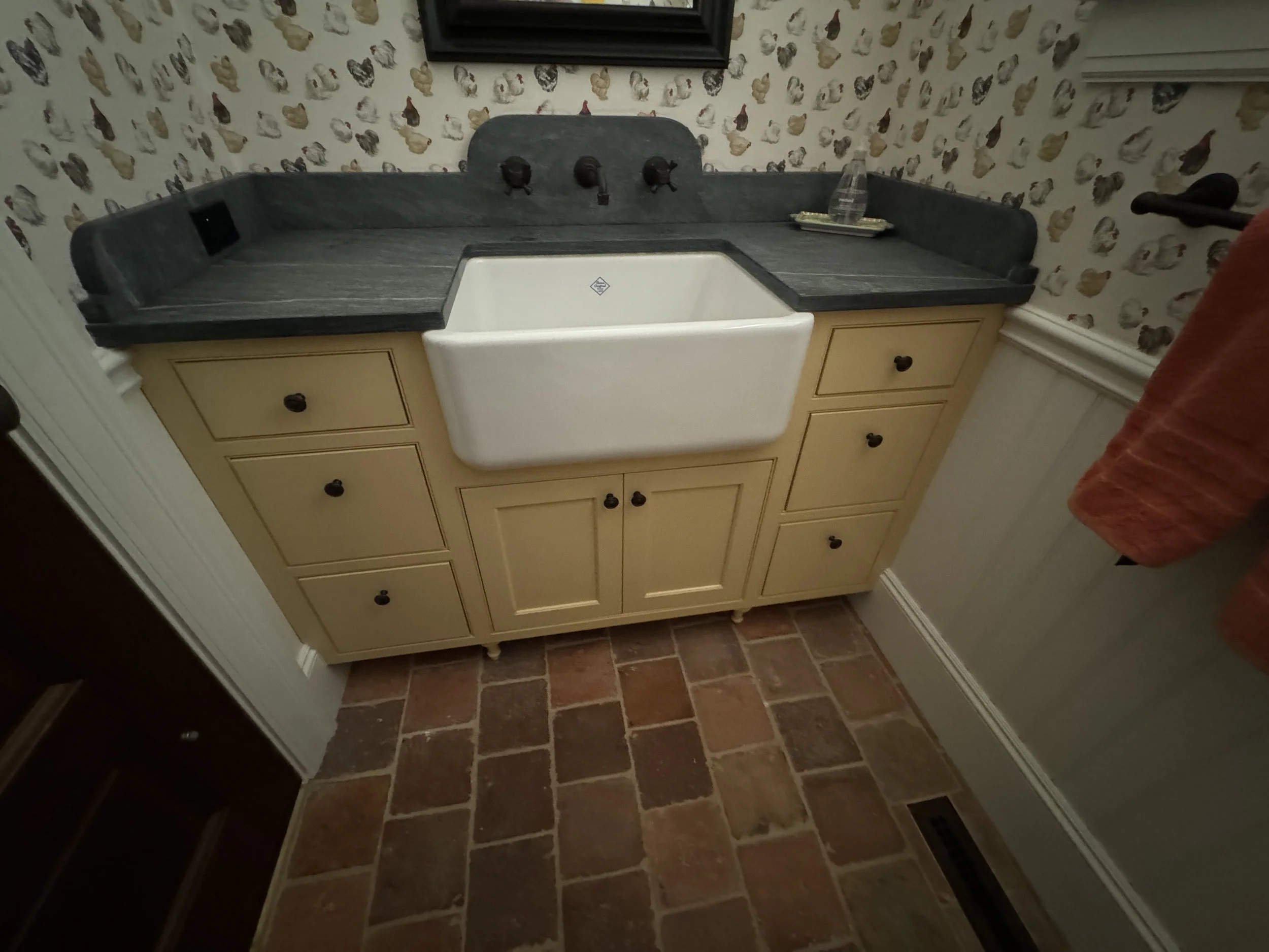 Herrick and White Bath Vanity OS47