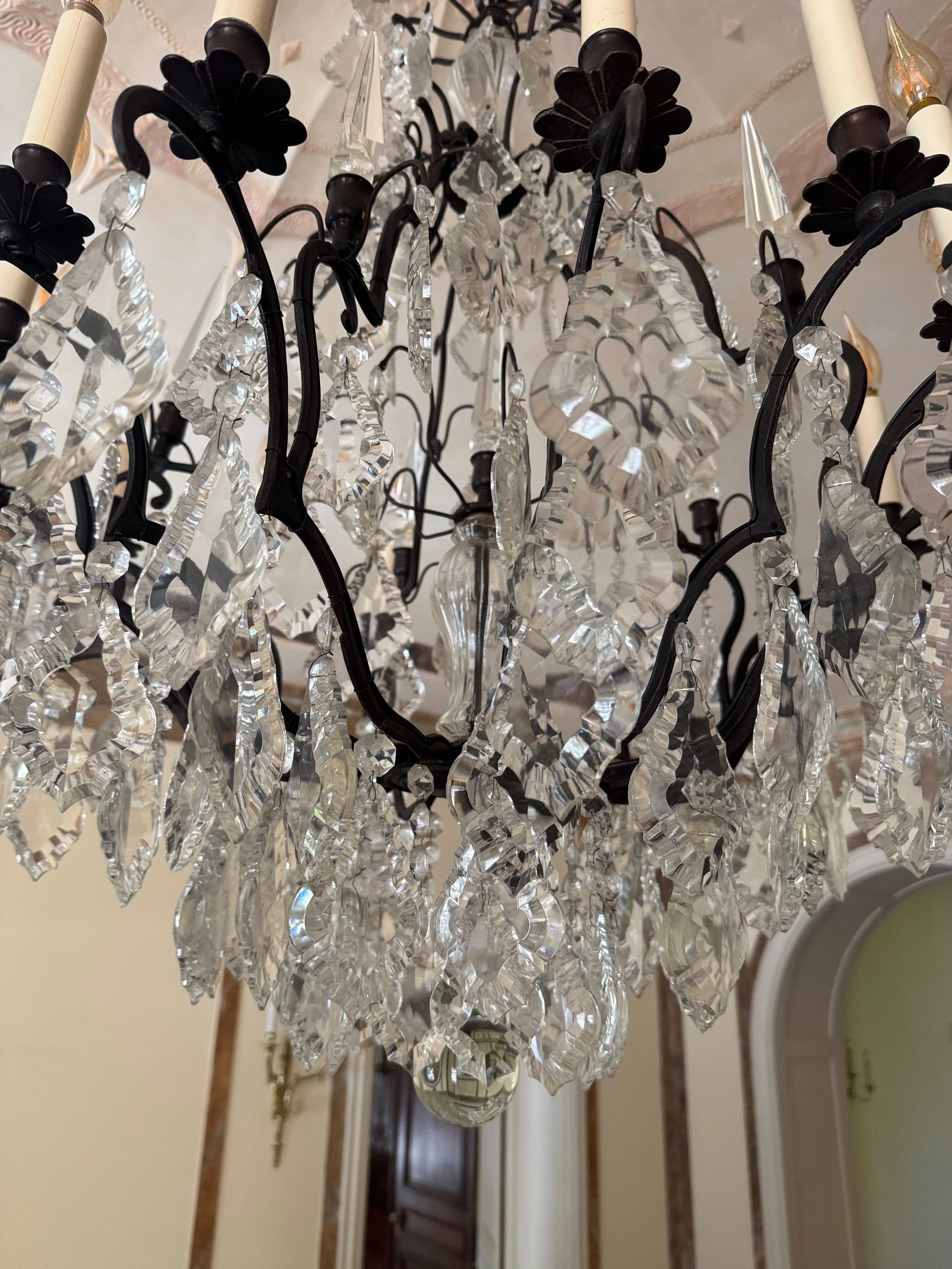 LIGHT FOY 02A.jpg