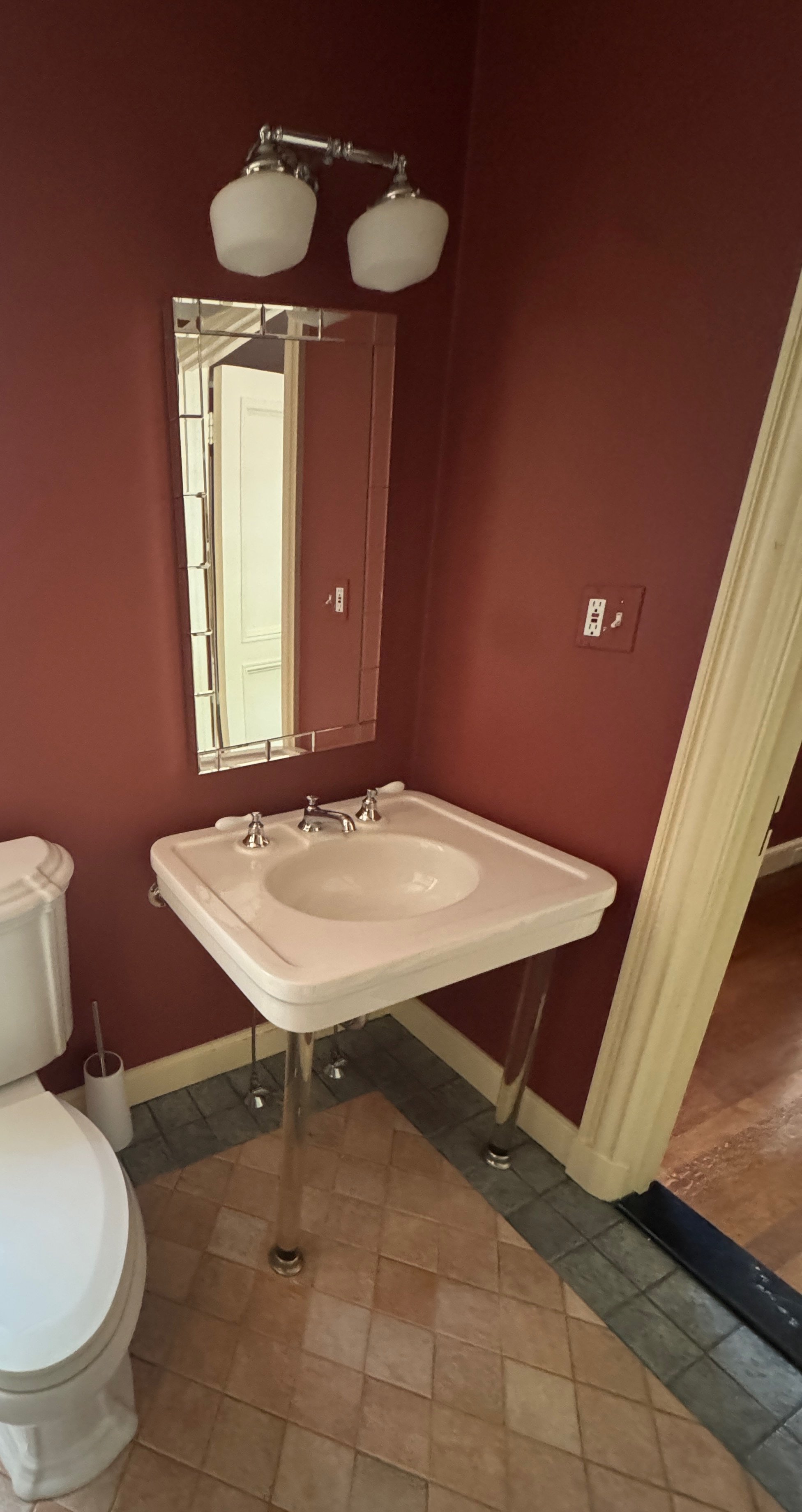 BATHD 05.jpg