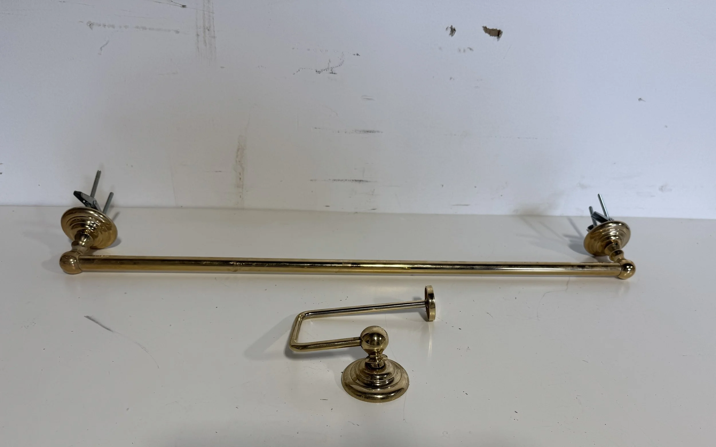 Brass Finish Bath Accessory W309 Set E