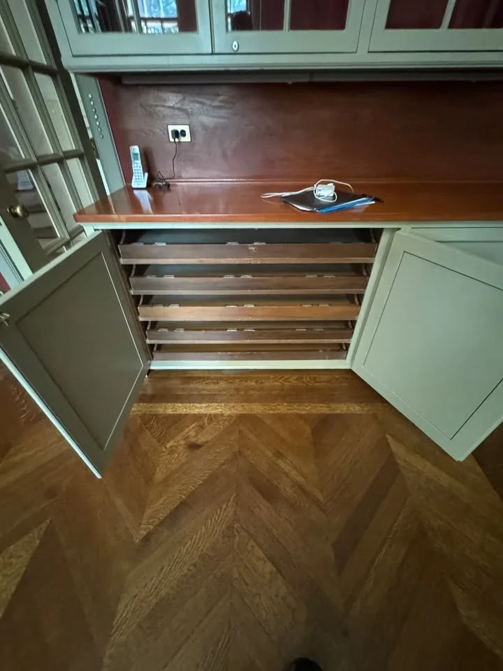 Reclaimed Kitchen Base Cabinets B333 c.jpg