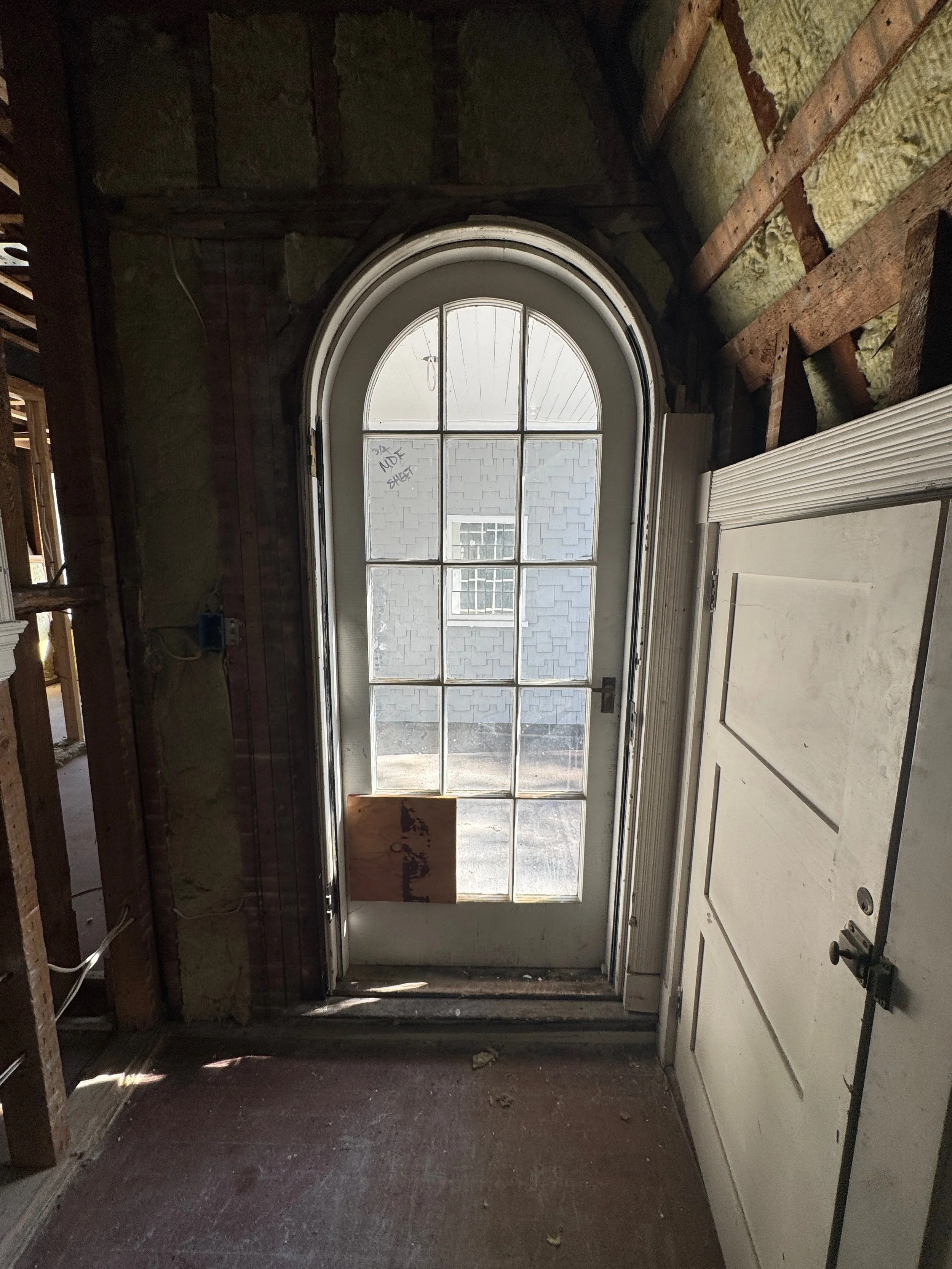 Door HALL02.jpg