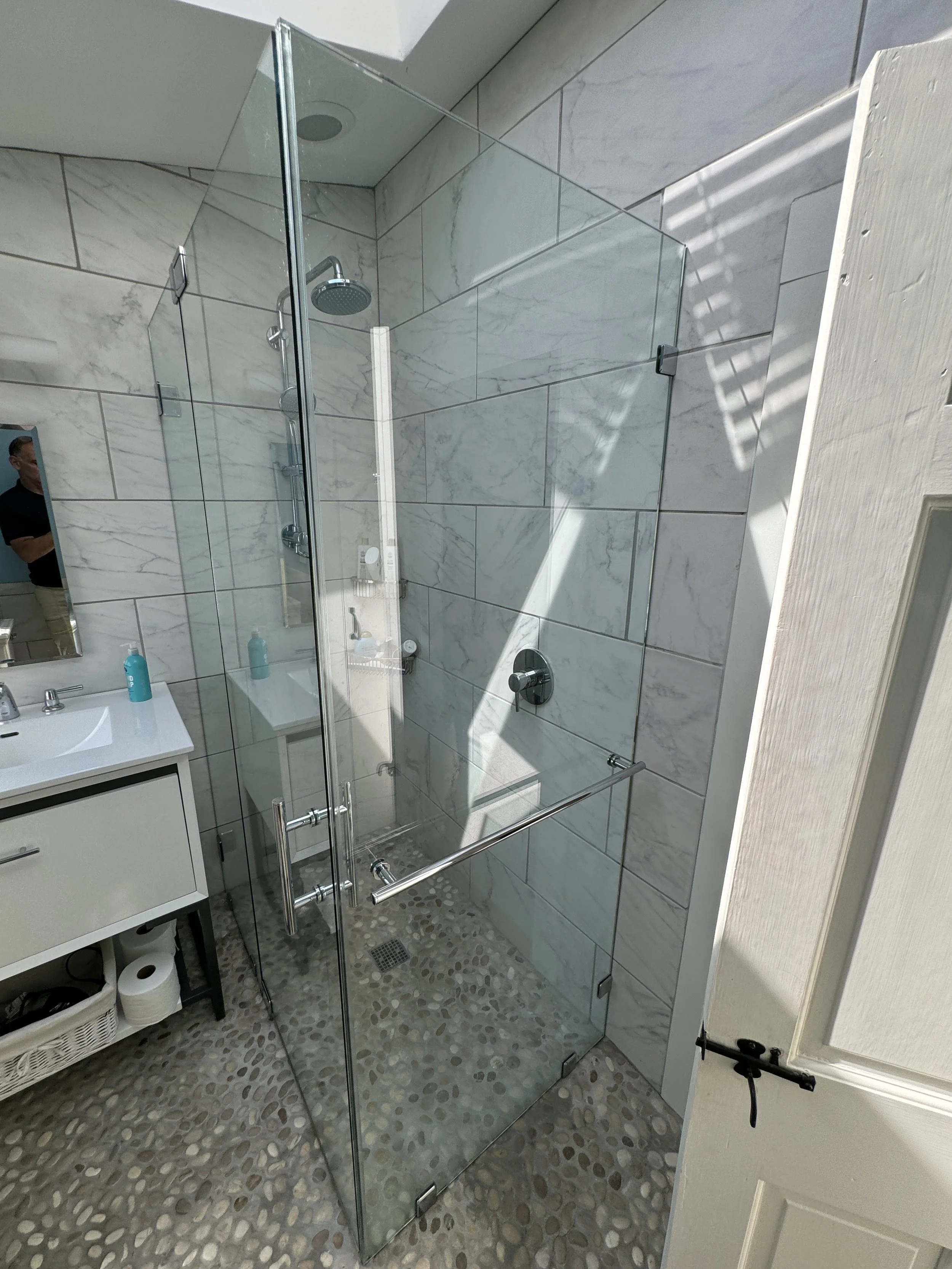 Shower Door and Panels FL28