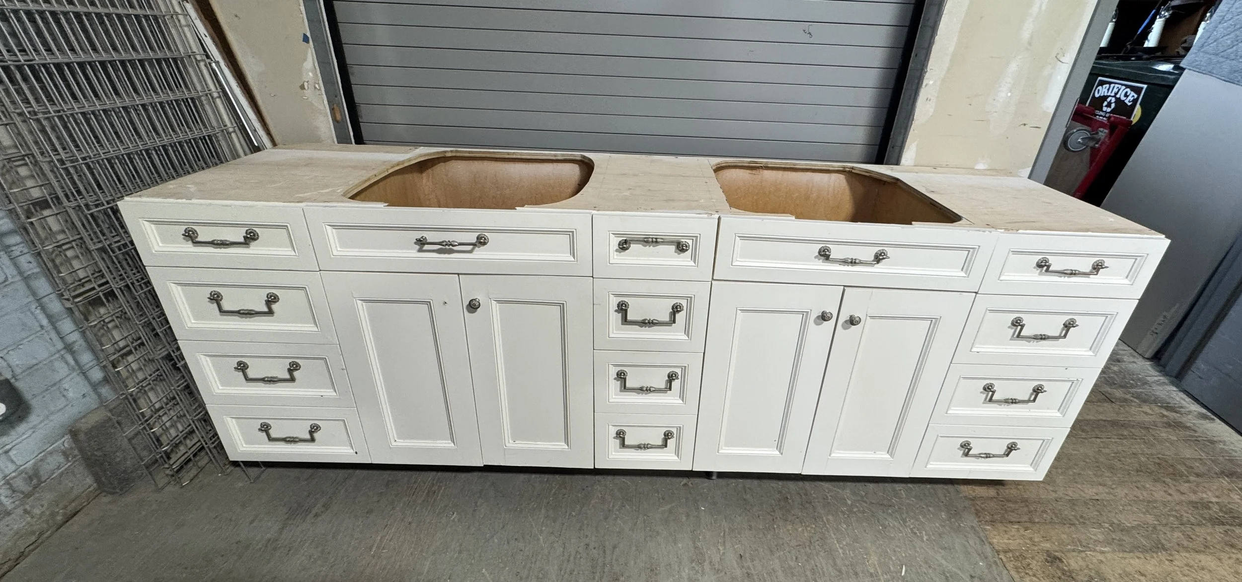 Bathroom Vanity W125
