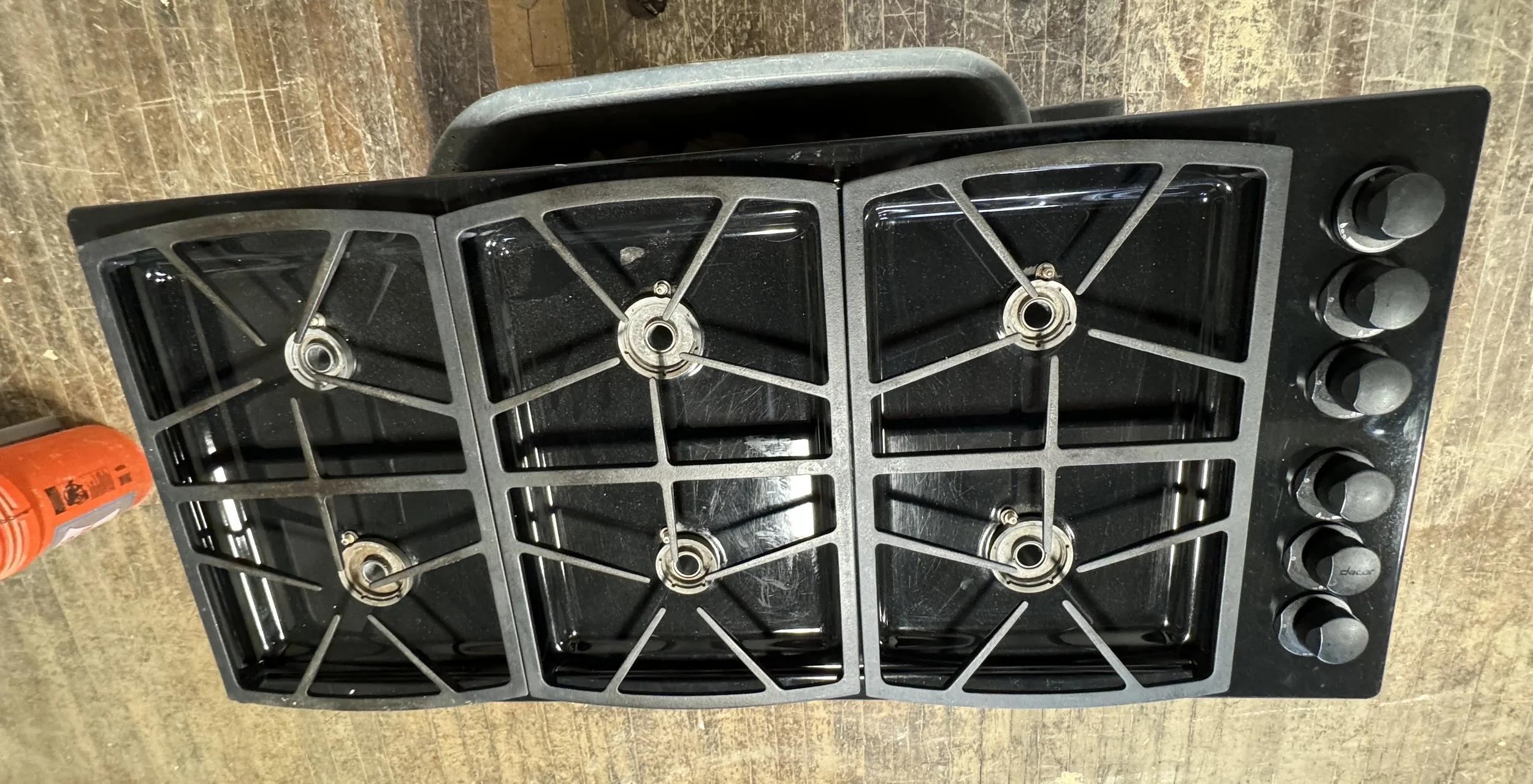 Dacor 46" Natural Gas Cooktop Z999 B