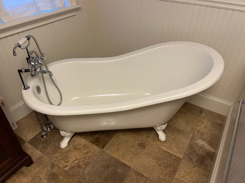 Antique Cast Iron Tub Z999