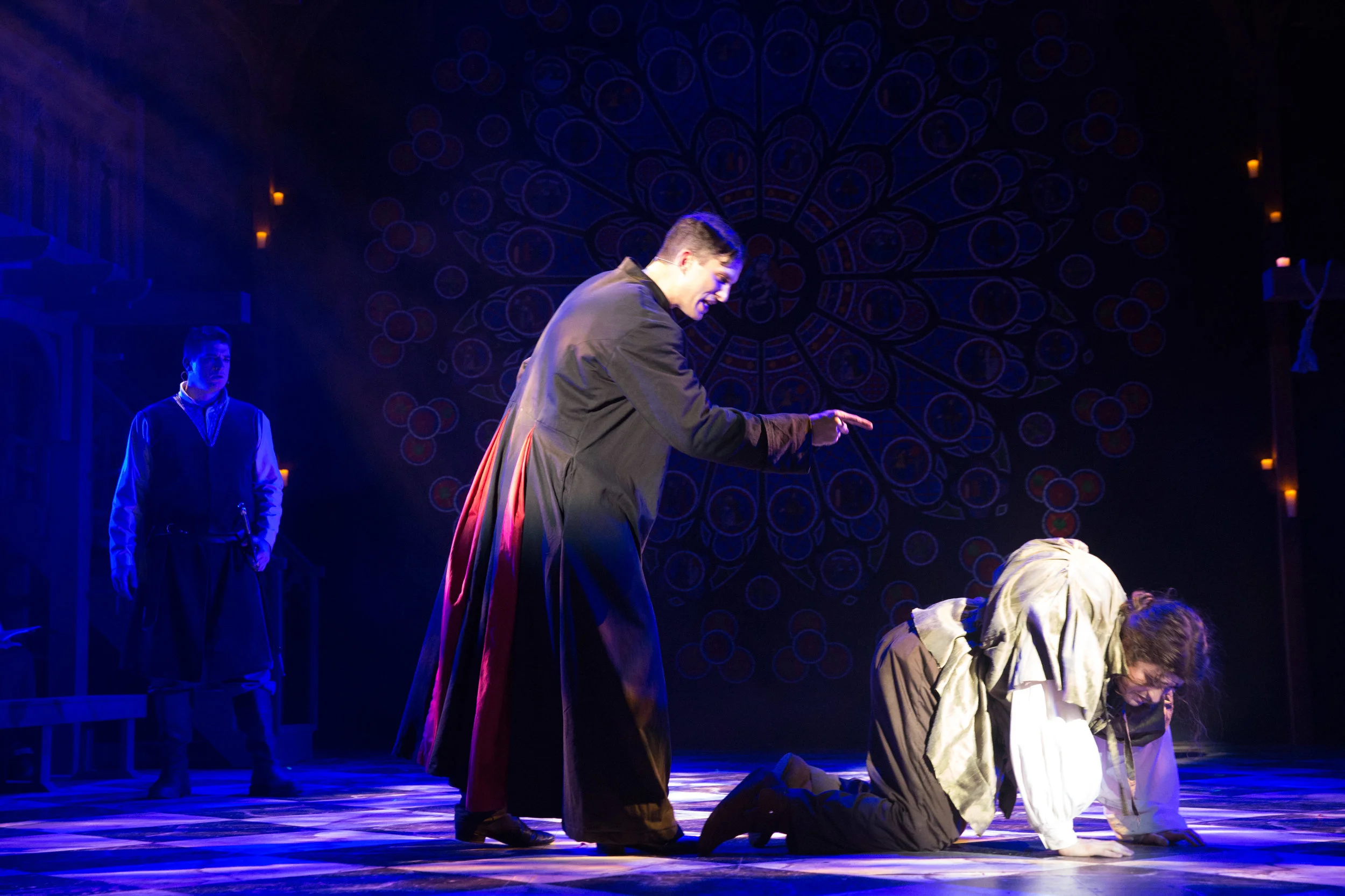 Hunchback2-0601.jpg