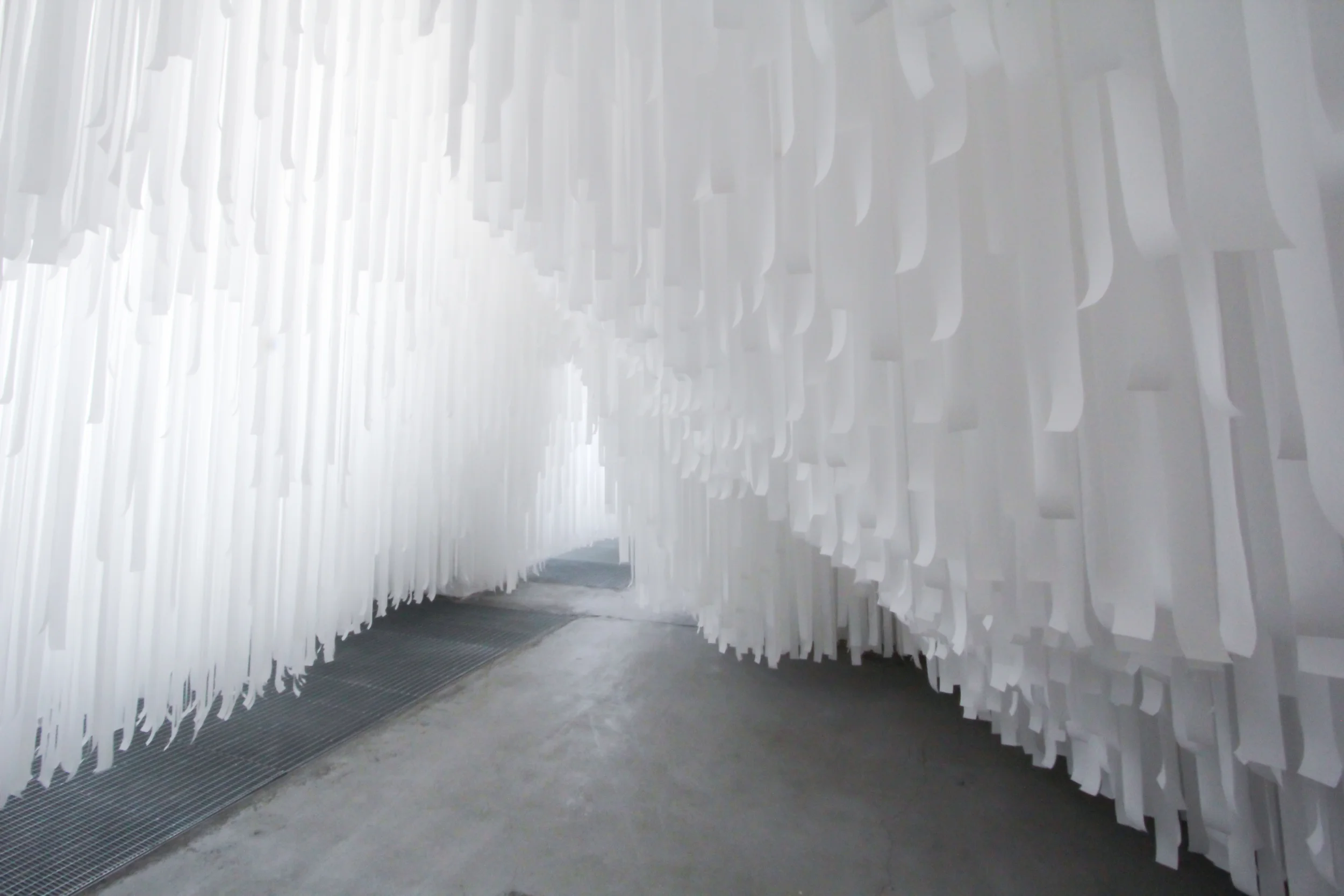 Rhythm of suspending material. COS x Snarkitecture. image ©futurecrafter