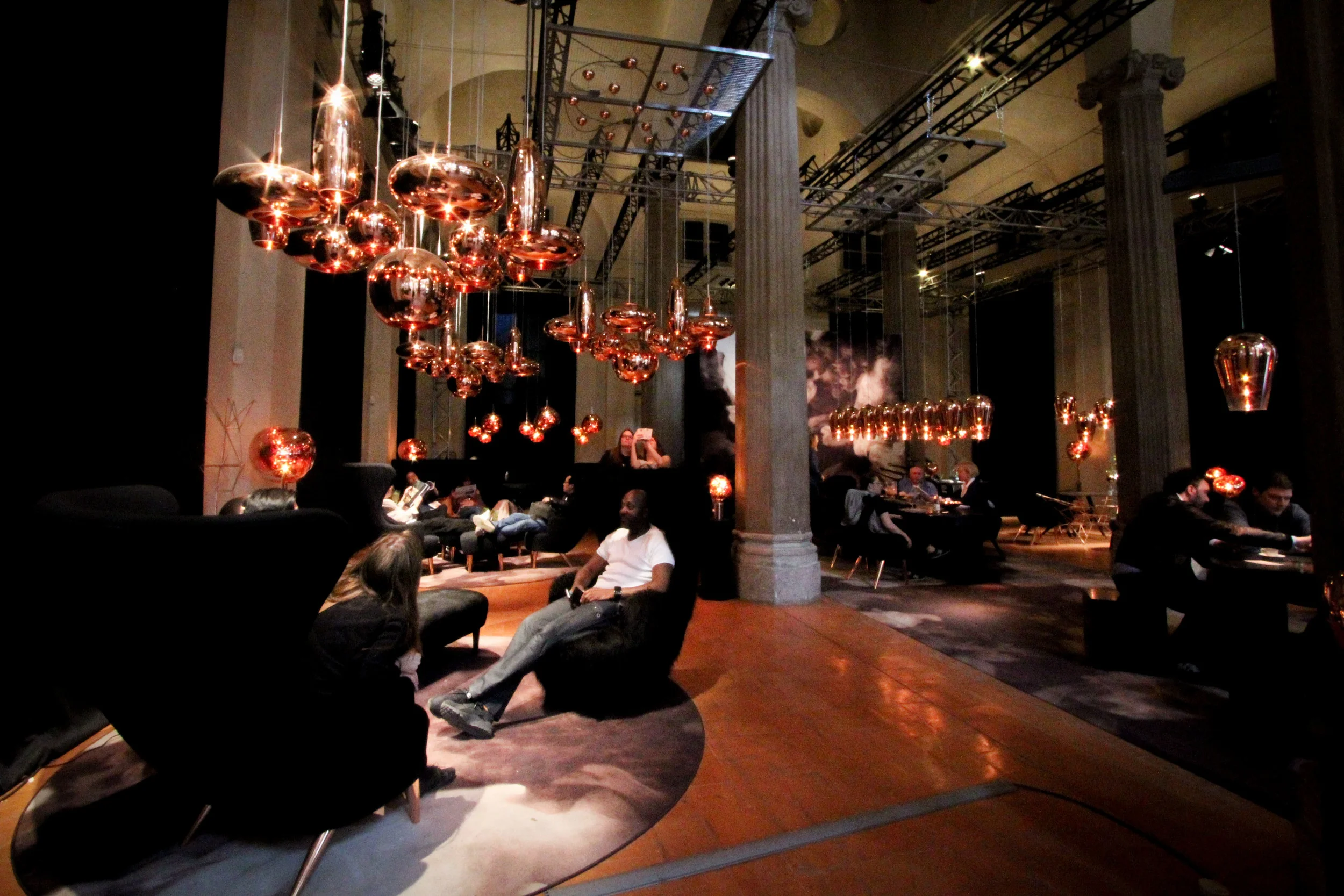 The Restaurant: dining in Fire Kitchen . image©Futurecrafter