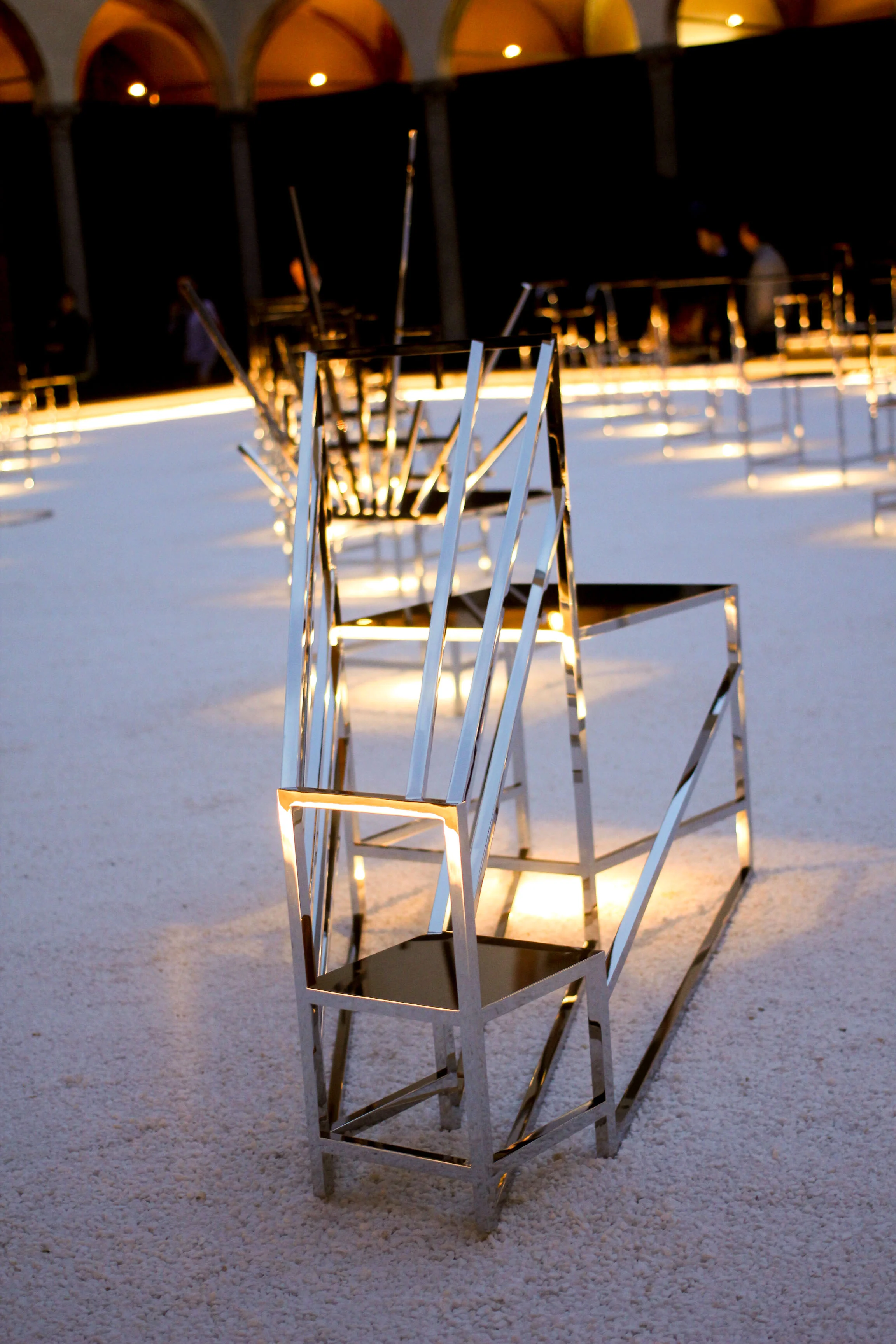 Nendo, 50 manga chairs . Fuorisalone2016. 
