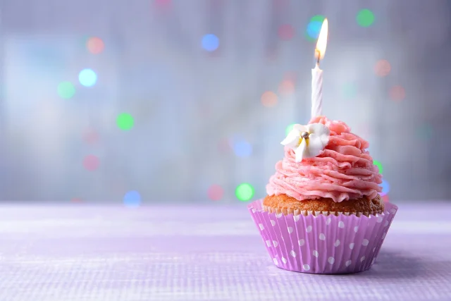 birthday-cupcake.jpg