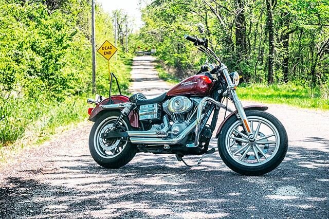 I got very lost today...
.
.
.
.
.
#harleydavidson #harleydyna #dyna #dynanation #instamoto #motorcycles #motorcycle #bikesofinstagram #motorcyclesofinstagram #ironandair #motorcyclelife #motorcyclephotography #leica #leicaelmar #oldglass #oldlens #v