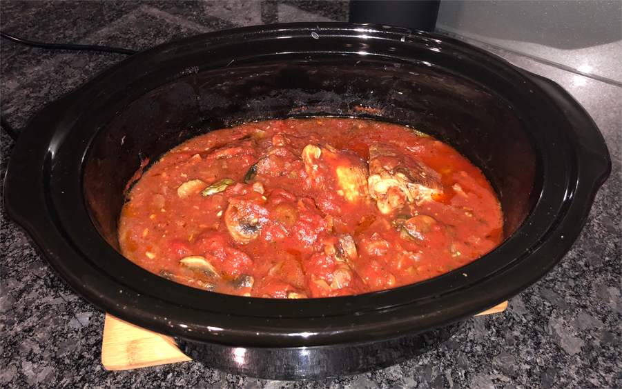 tomato-chicken-thighs.png