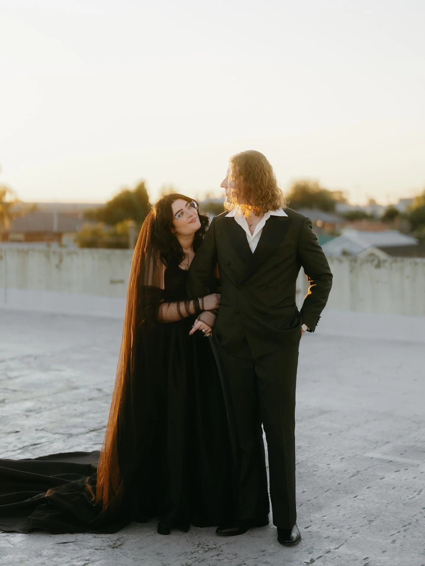 Golden hour at The Post Office Hotel never looked so good! 

The Team:
Photographer: @allmywednesdays
DJ &amp; MC: @djmcapples
Celebrant: @thehitchsitch
Venu: @pohevents @poh3058 

#weddingvenuemelbourne #northsideweddingvenue #weddingvenuecoburg