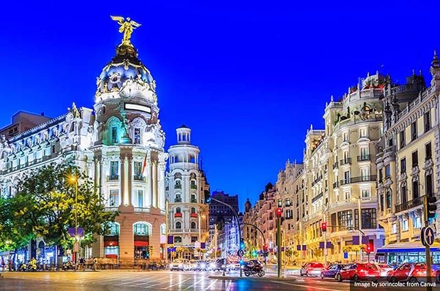 Tomorrow the whole team heads off to Look Madrid to broaden our education and experience new techniques! It's an international trade show based in Spain. Wish us luck, we will be back in a week!
.
.
.
#madrid #tradeshowbooth #spain #arrojo #neverstop