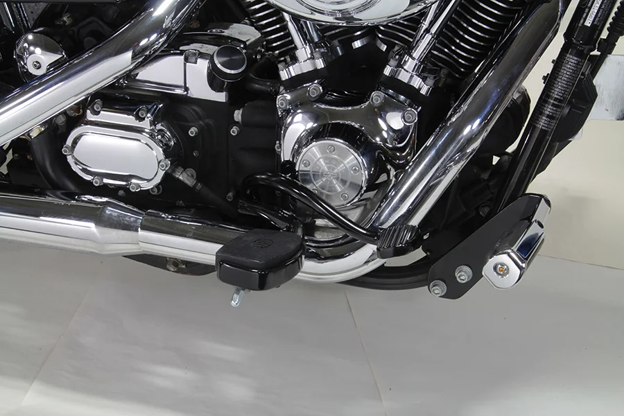 Black Forward Control Foot Pegs for Harley Dyna Super Glide FXD Low Black Forward Control Foot Pegs for Harley Dyna Super Glide FXD Low