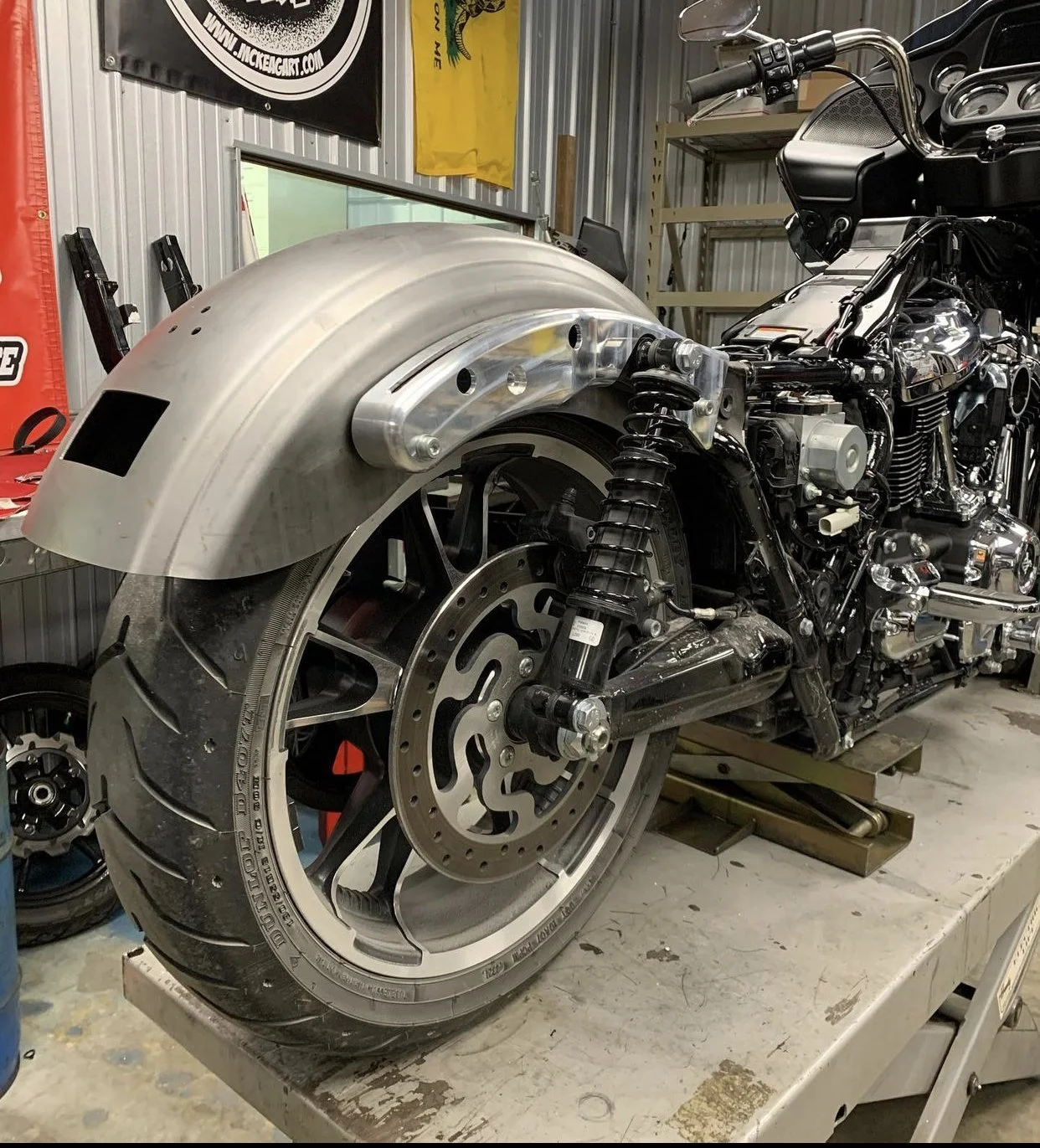 FXR Division FLT Struts 5.jpeg