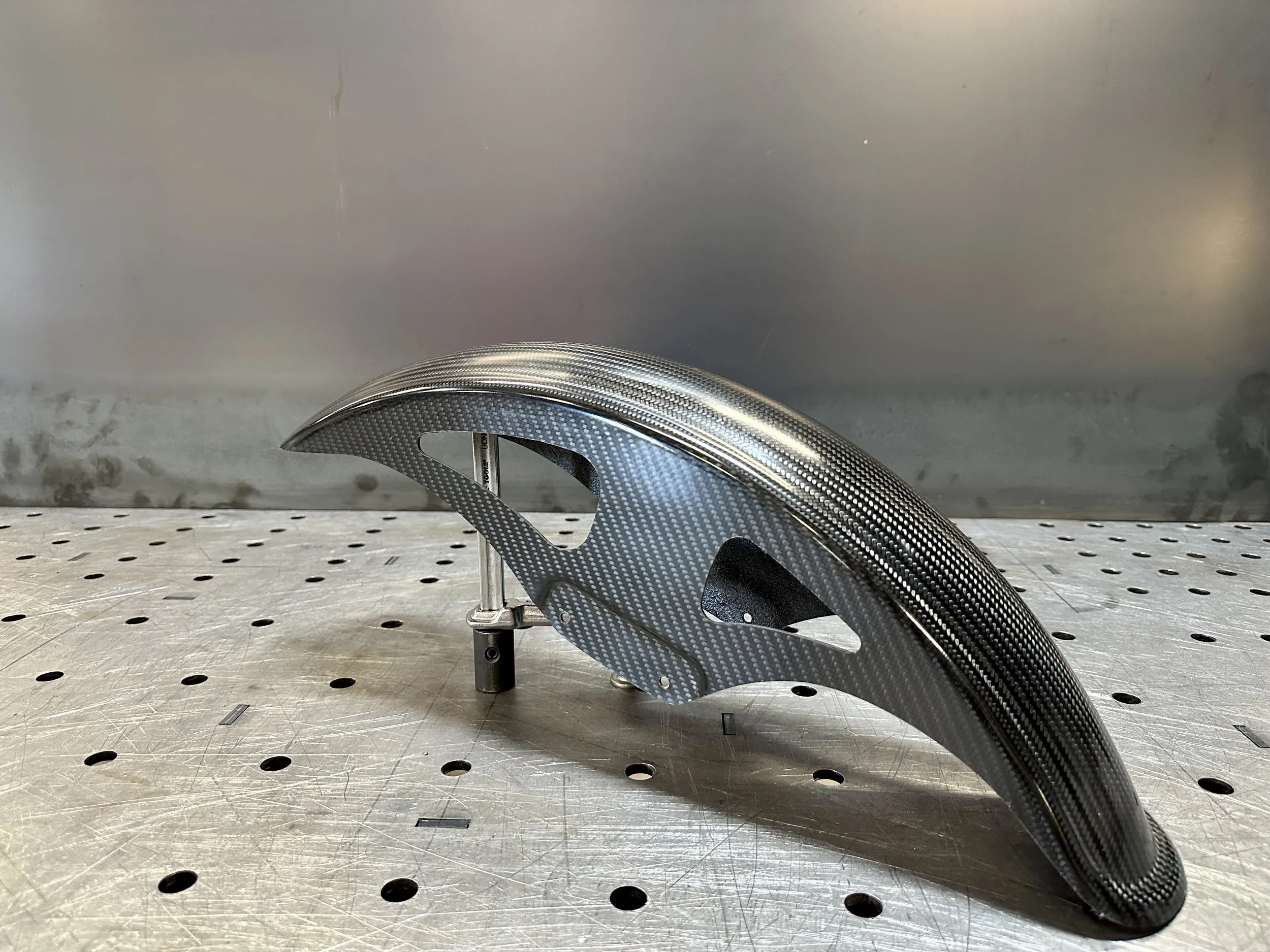 Narrow Glide Sport Front Fender Carbon Fiber — FXR Division