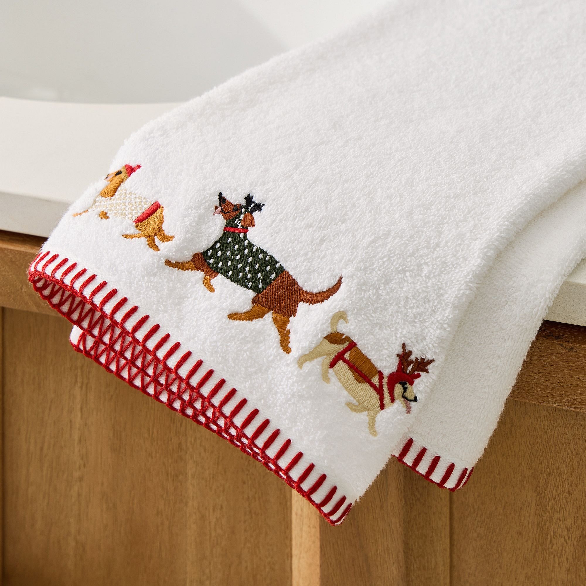 festive-pups-hand-towel-xl-3.jpg