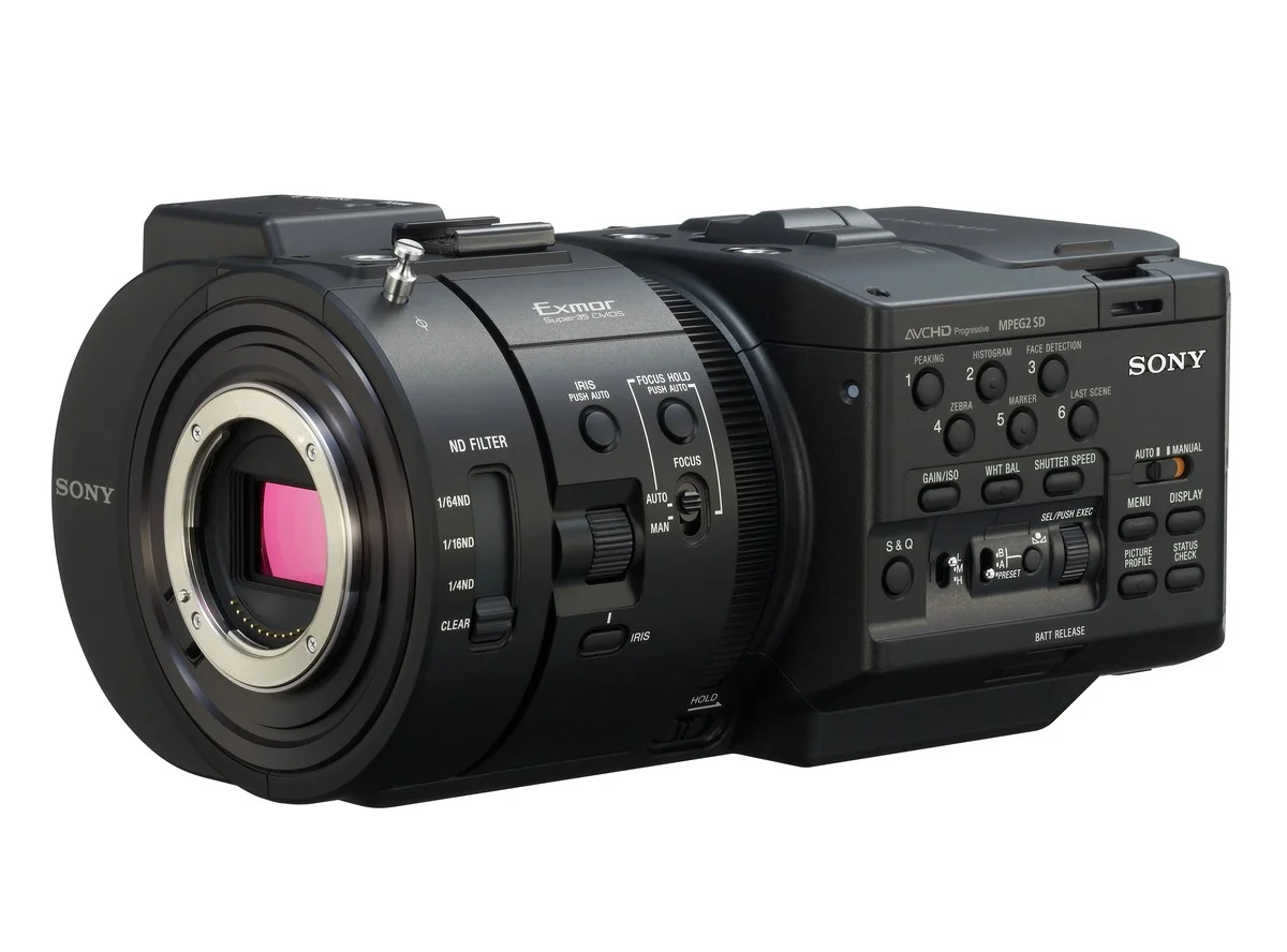 Sony-NEX-FS700_body