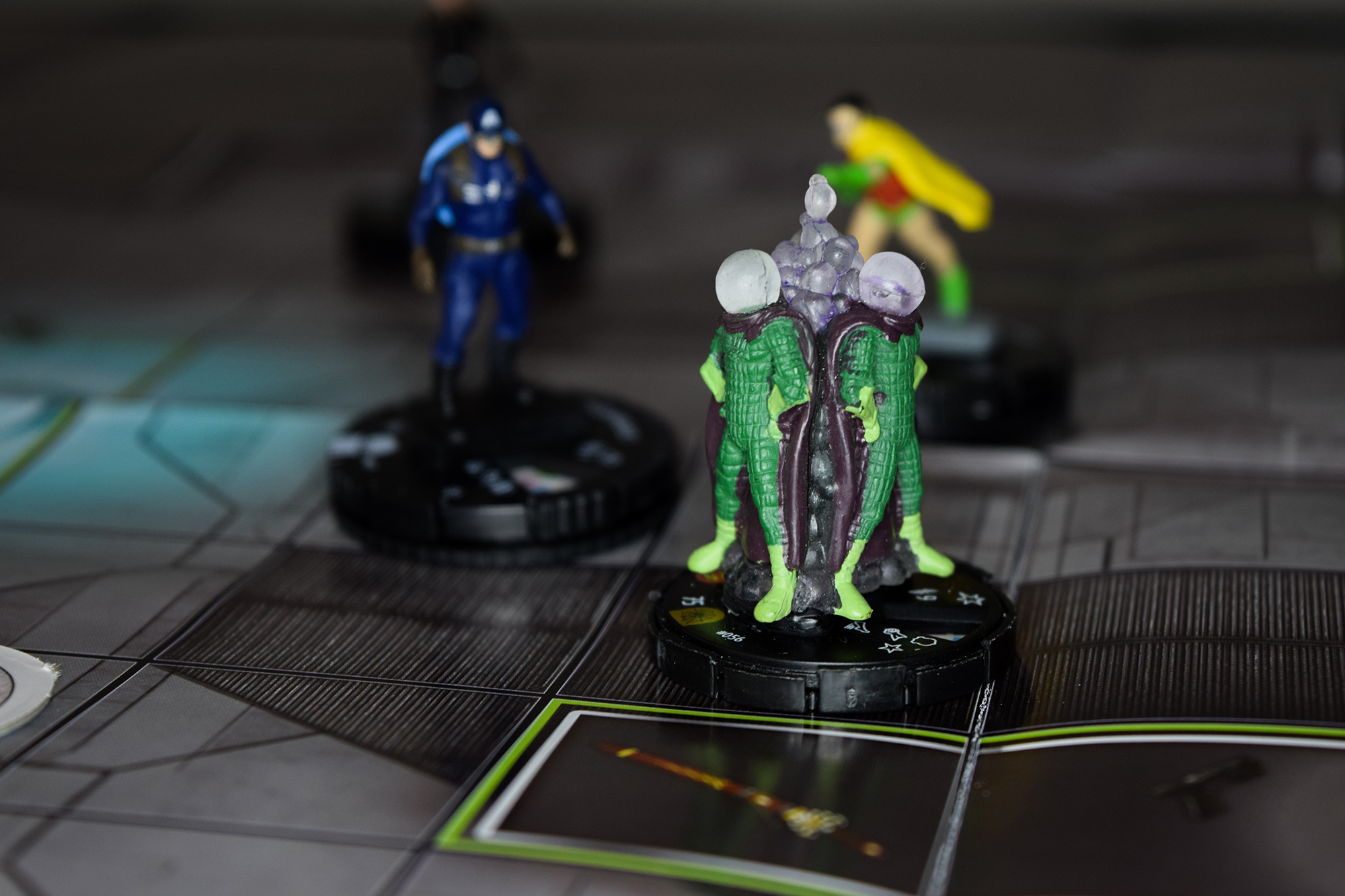 heroclix-mysterio.jpg