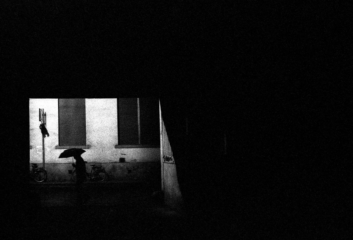 35.DYLAN_DEMARCHI_STREET_PHOTOGRAPHY.jpg