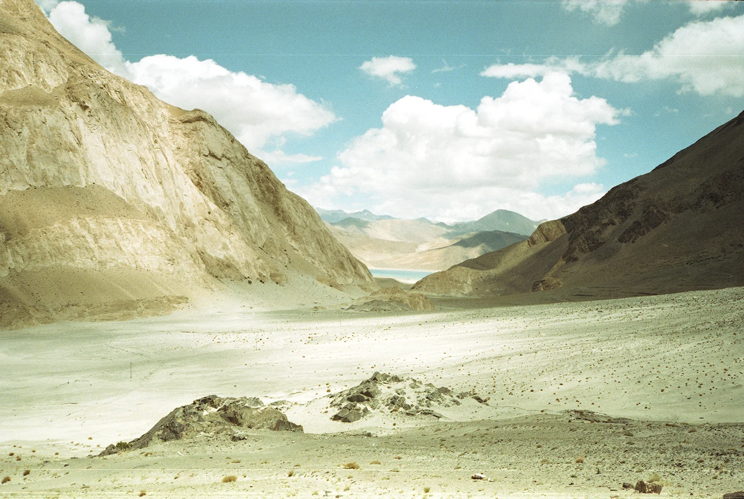 14.DYLAN_DEMARCHI_INDIA.jpg
