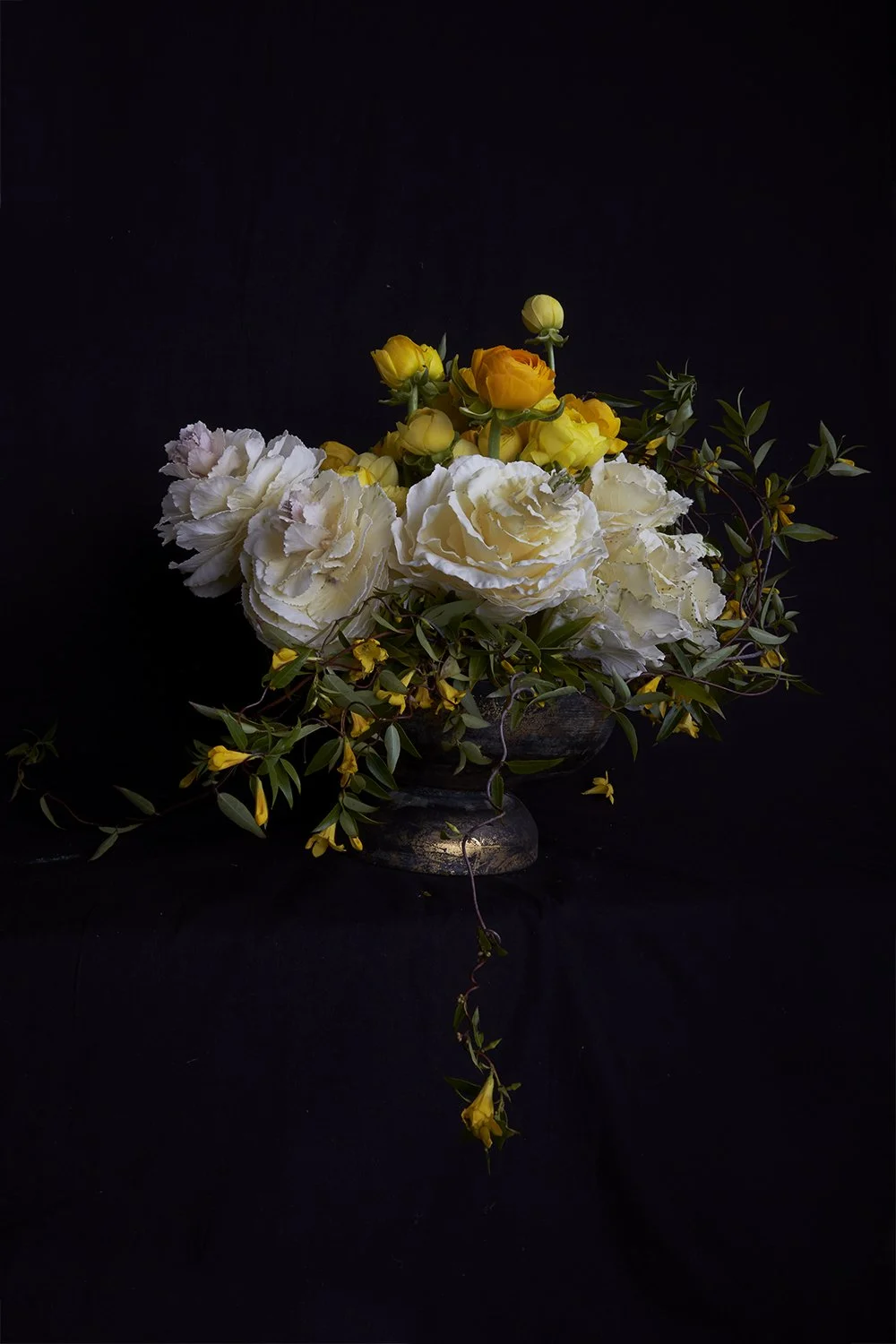 16_DYLAN_DEMARCHI_flowers.jpg