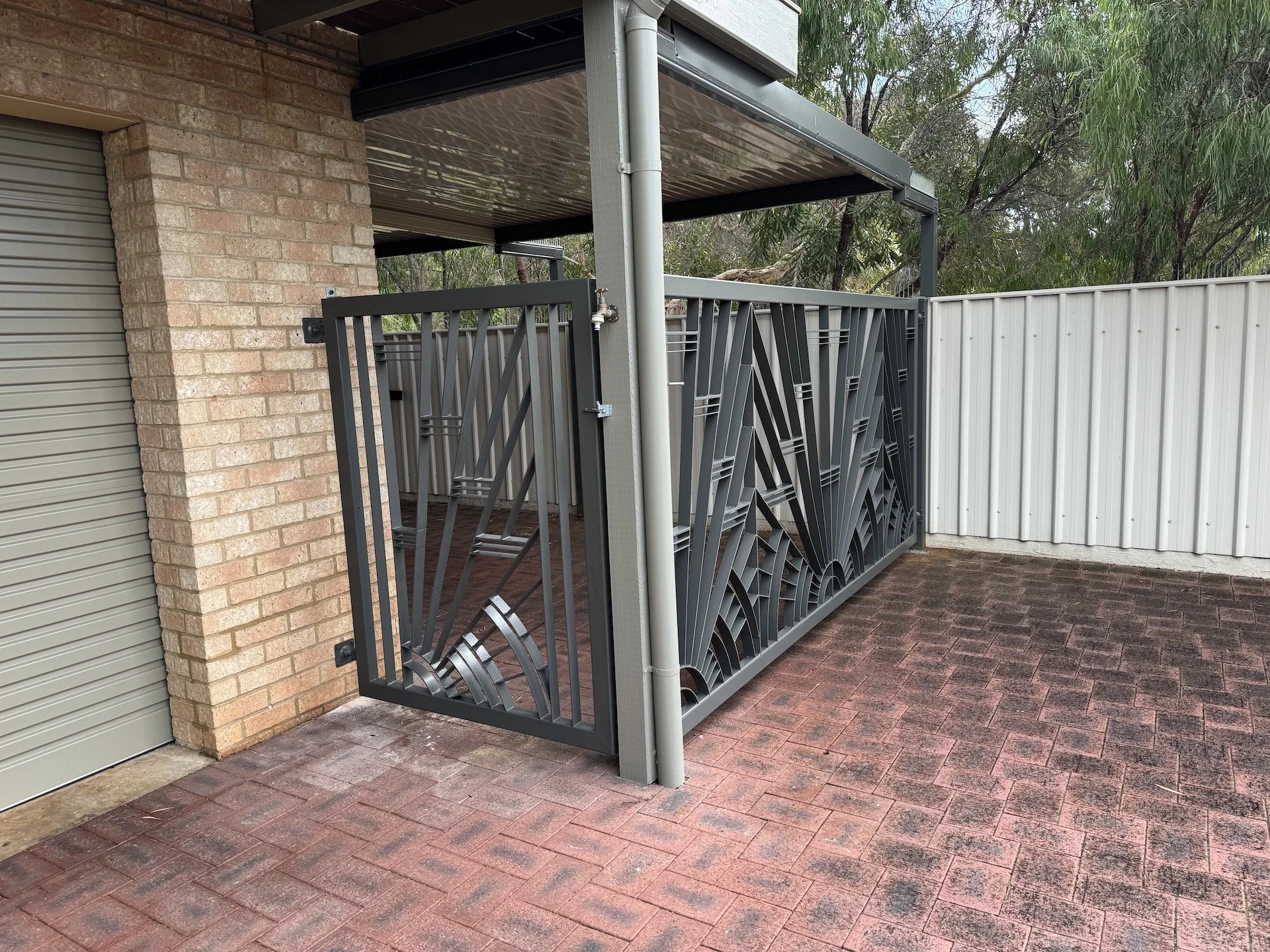 Art Deco Side Gate
