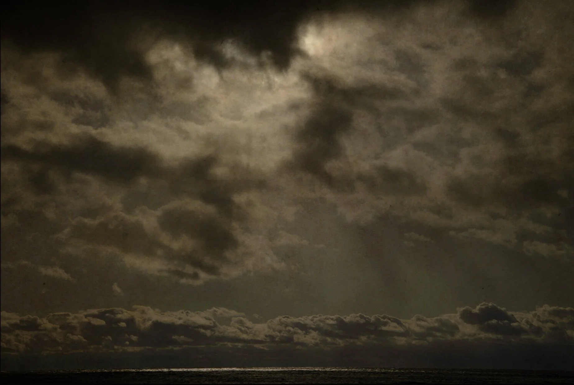 019cloudylake.jpg
