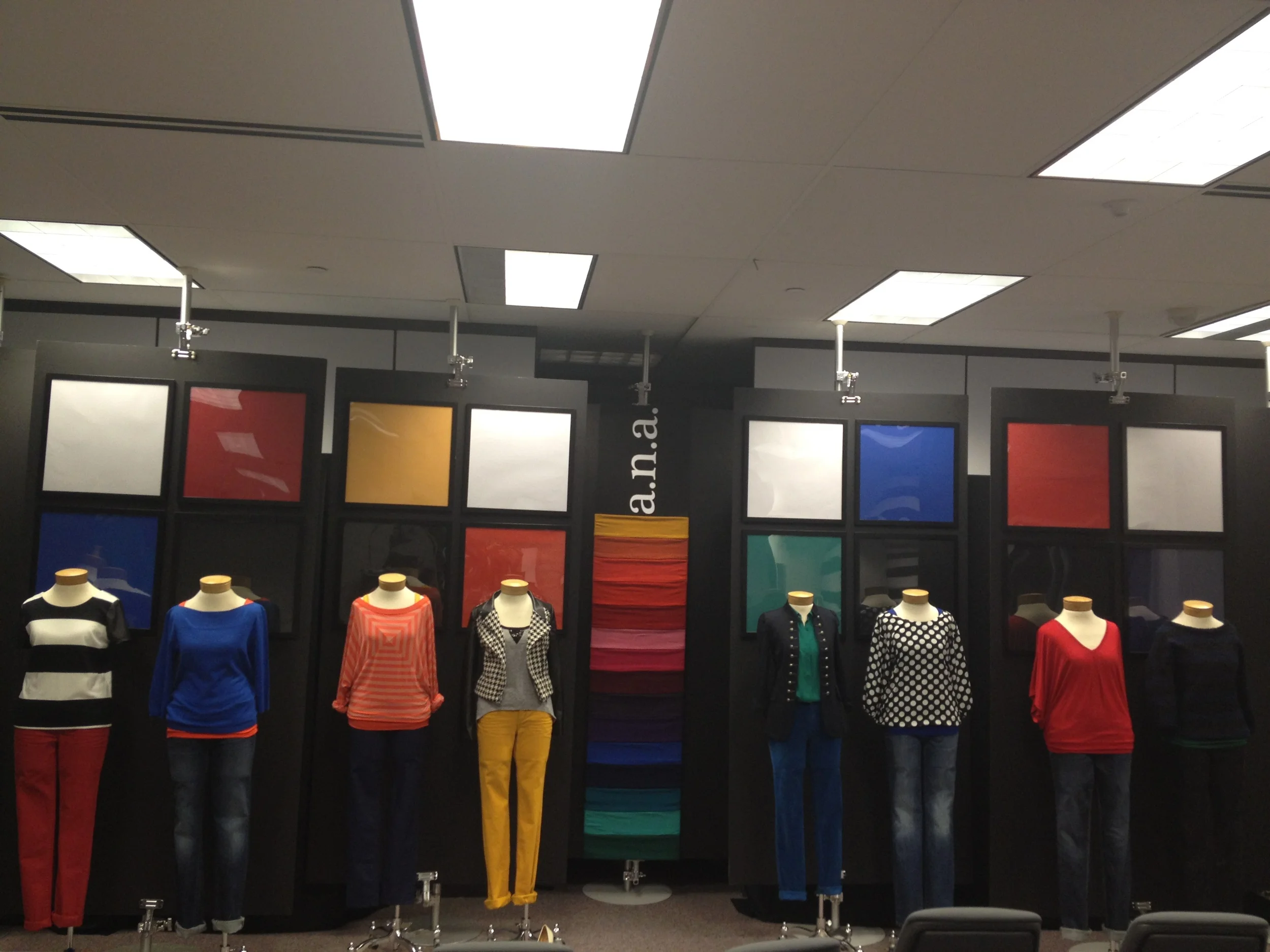 CKR8 FLT ROOMPIC.JPG