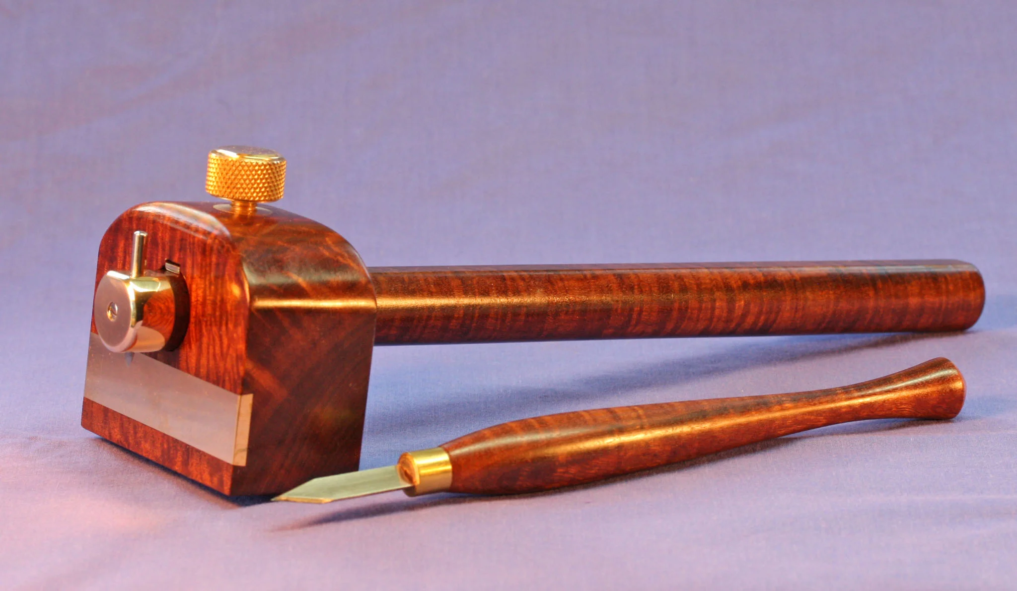 Ian Wilkie AUSTRALIA RG Gauge and Striking Knife