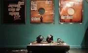 turntable.jpg