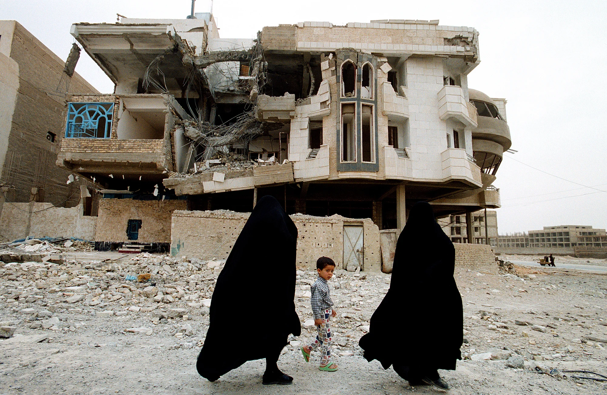2003 Najaf, Irak. Tomada durante la invasión y derrocamiento del régimen de Saddam Hussein.