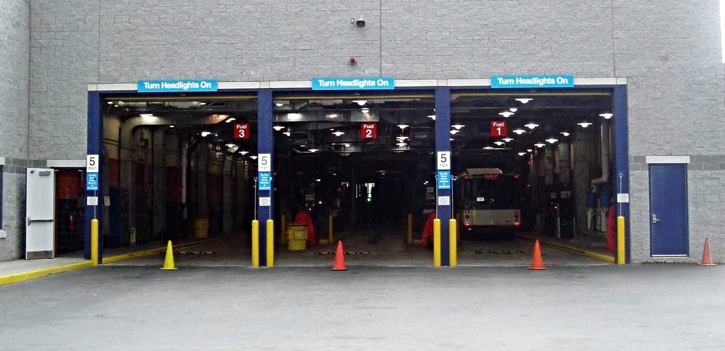 NYCT WEST FARMS P1010029.JPG