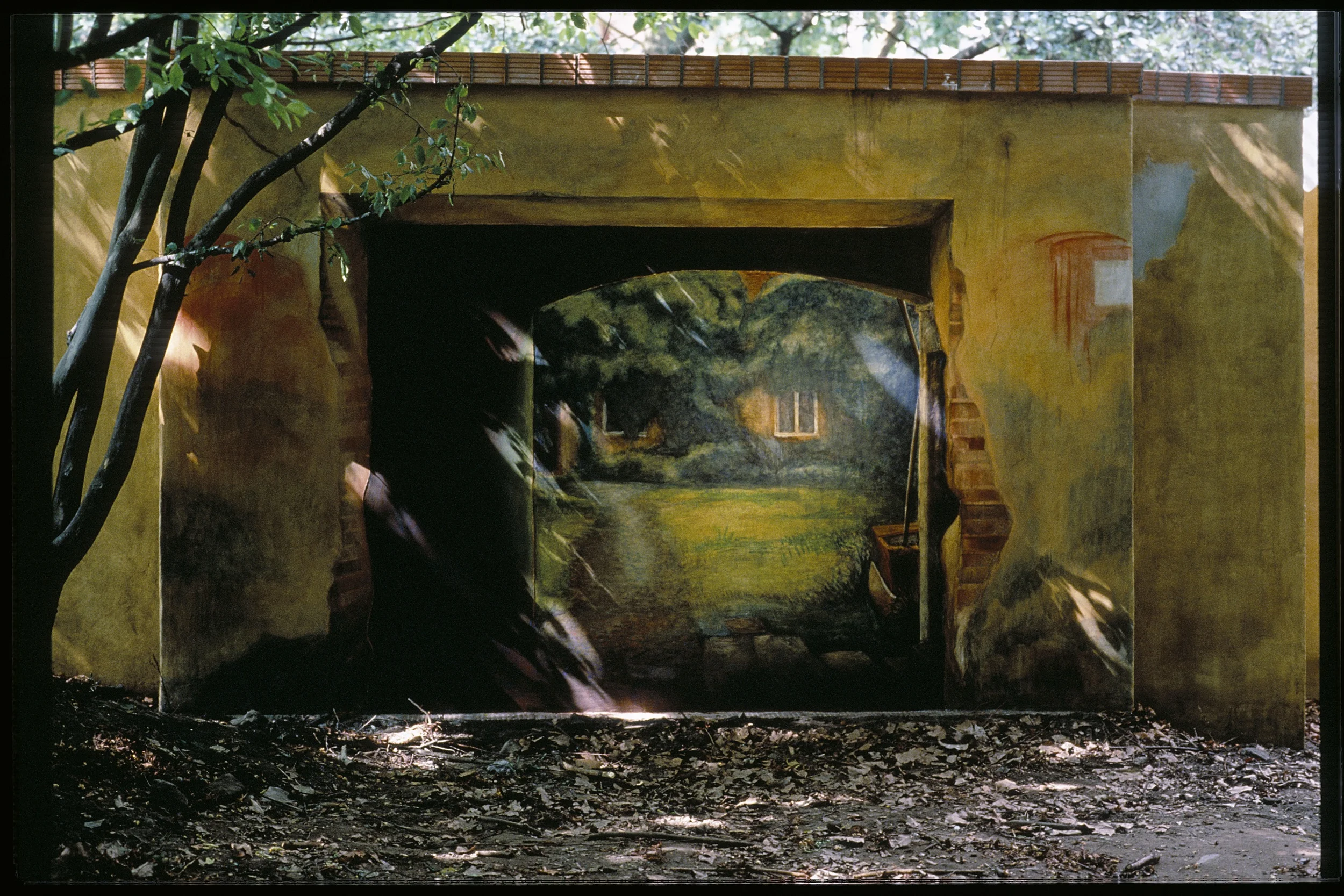 Magadan (with Marjetica Potrc) for Skulptur. Projekte in Munster, 1997, fresco