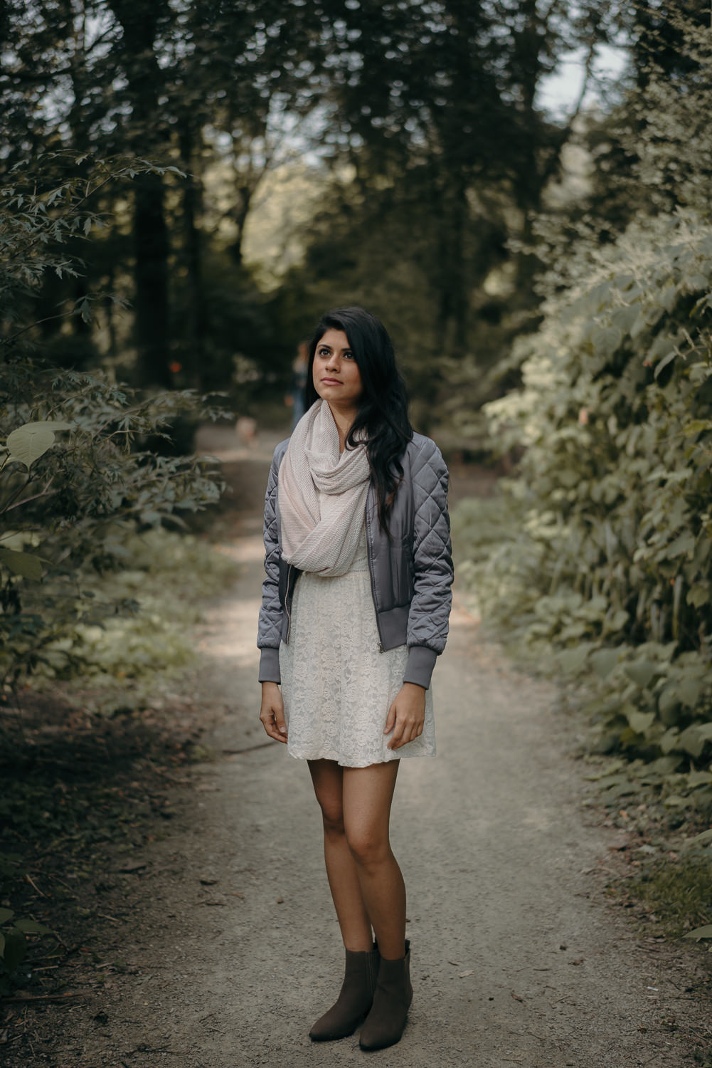 loveshoot bruidsfotografie amsterdam girl in vondelpark by mark hadden