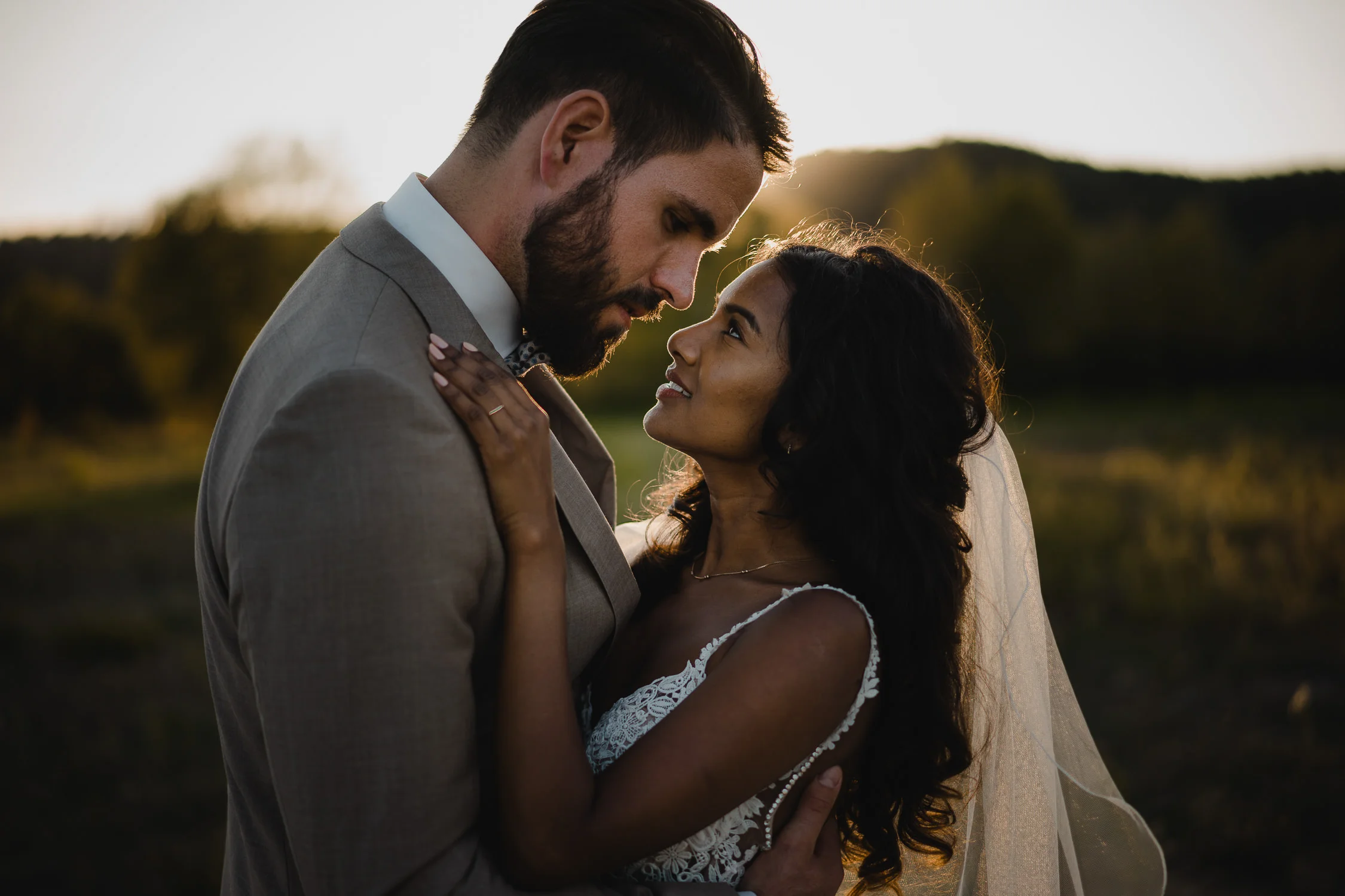 amazing romantic wedding photography by mark hadden of amsterdam, couple in landscape