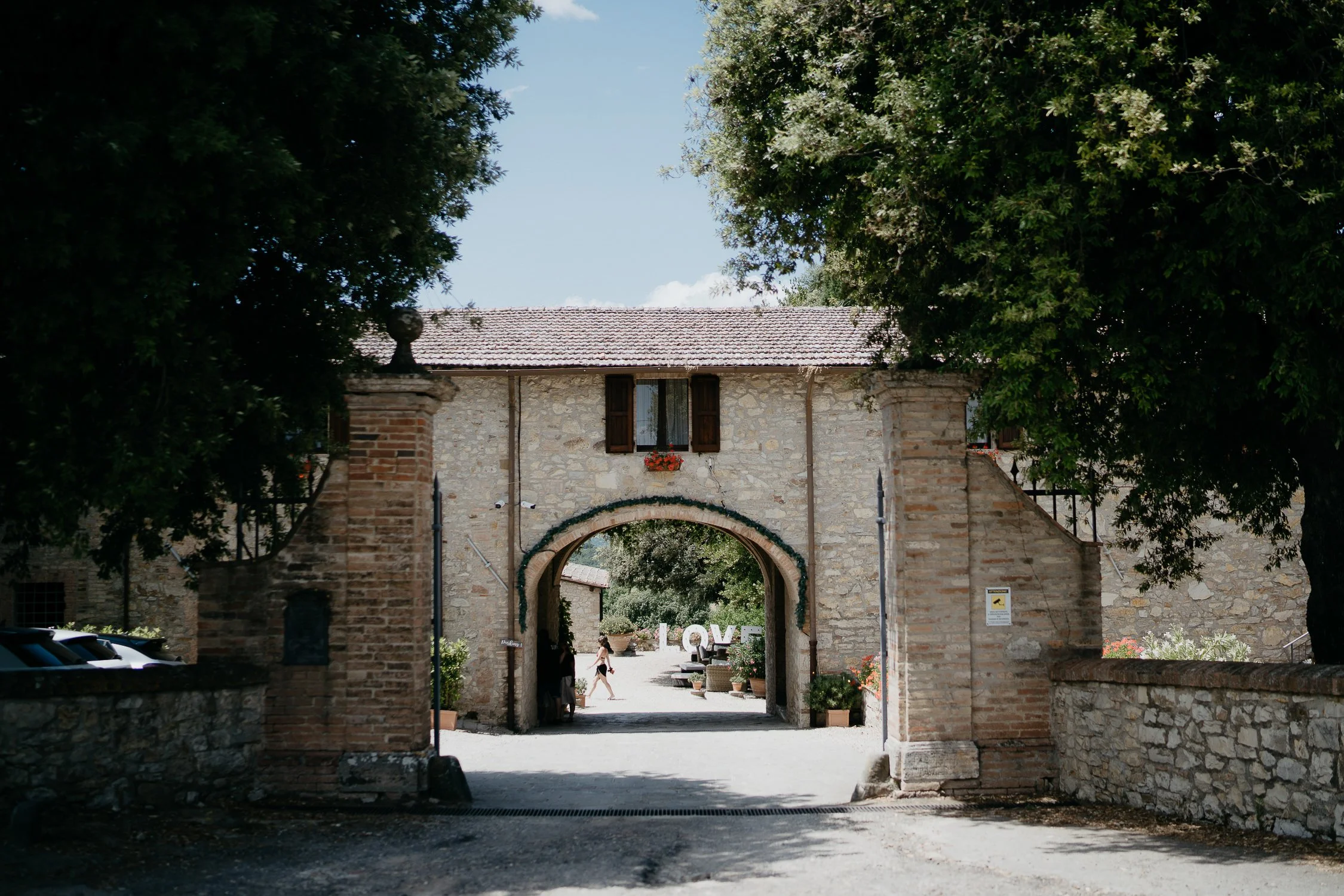 Josh & Sarah-001.jpg