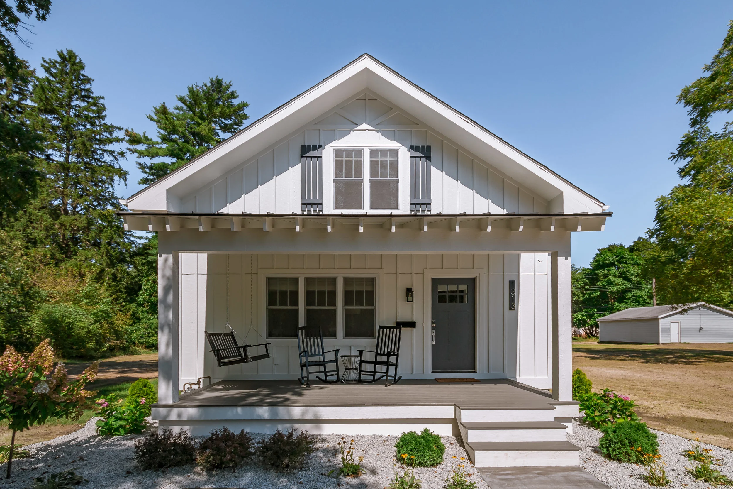 Notre Dame Bungalo