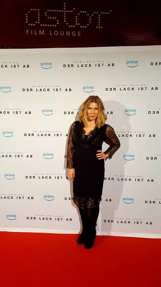 Julia at the premiere of "Der Lack ist ab", December 13th 2017, Berlin.