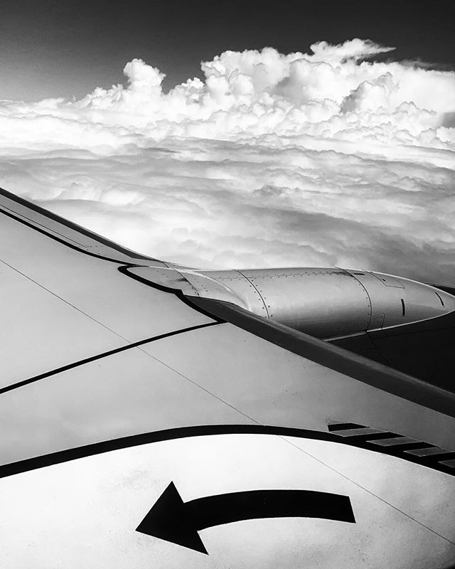 Southwest into Houston #flight #lookout thewindow #beautyineverything #casualobserver #michaelbarleyphoto #lovewhatido #southwestairlines #windowseats #skyisthelimit