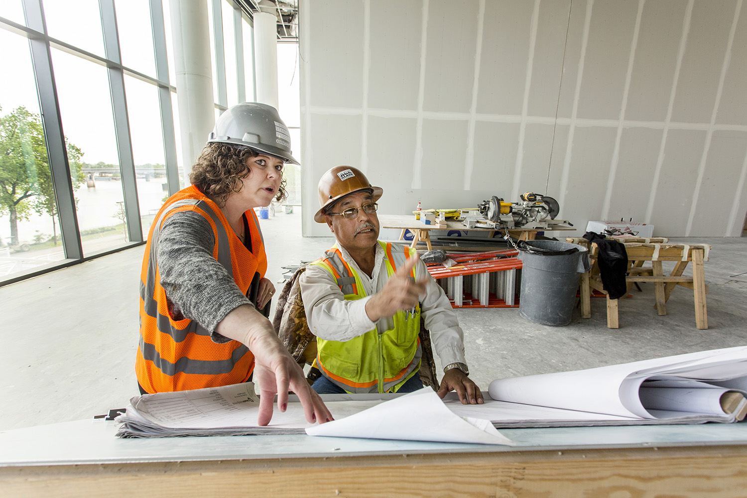 industry construction male female foreman.JPG