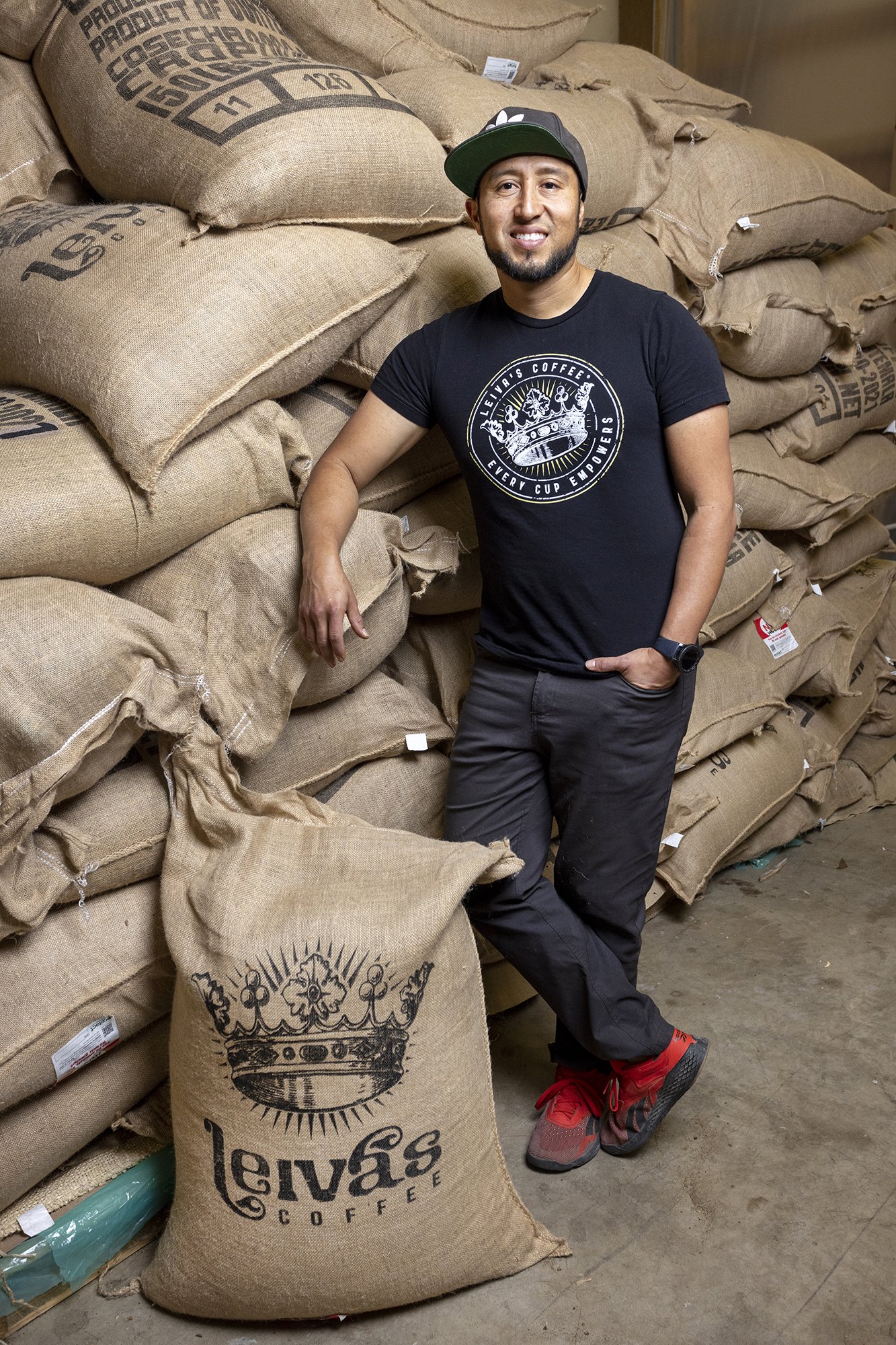 hispanic-business-owner-Geovanni-Leivas-Coffee.jpg